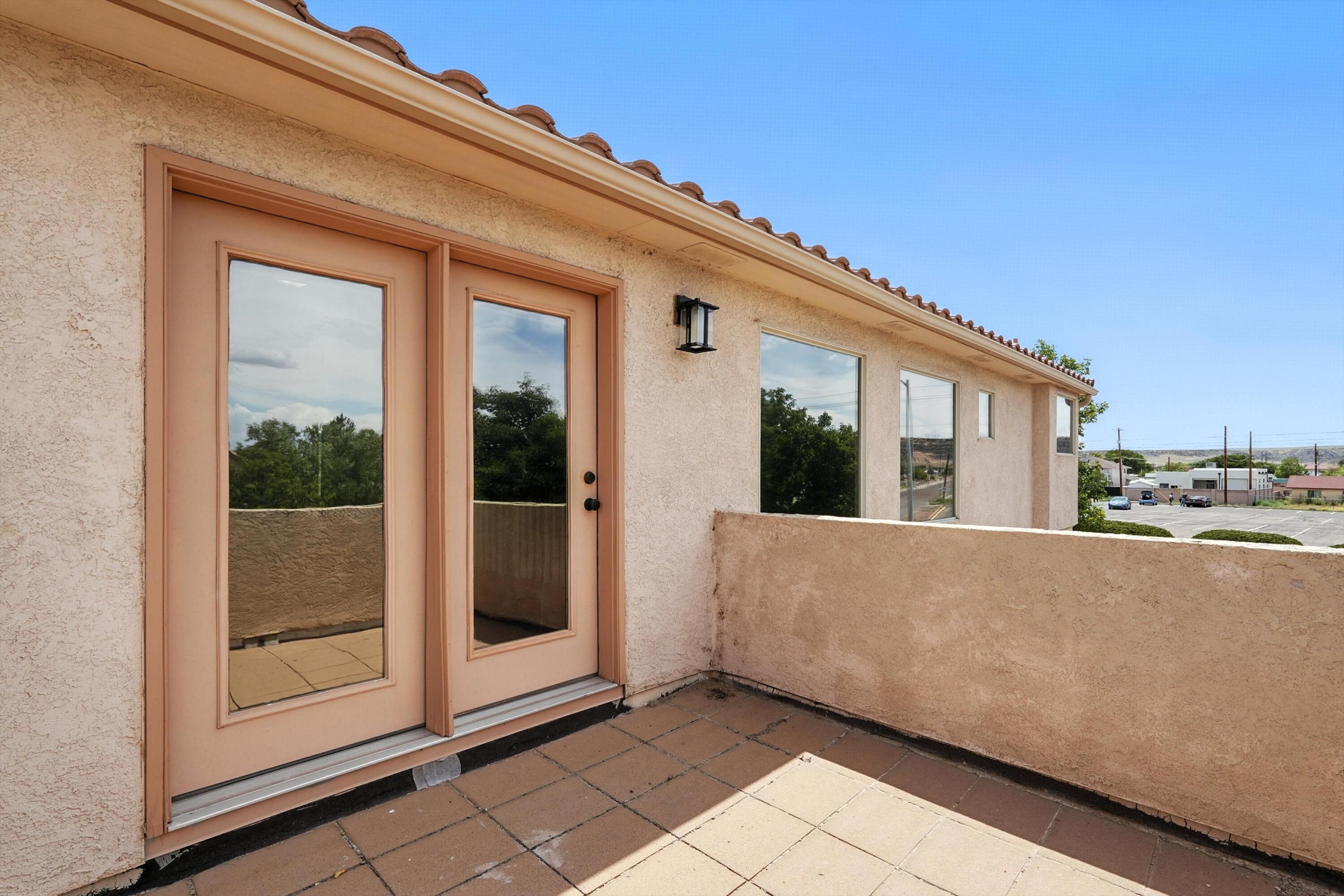 5951 Mesa Viento Road NW