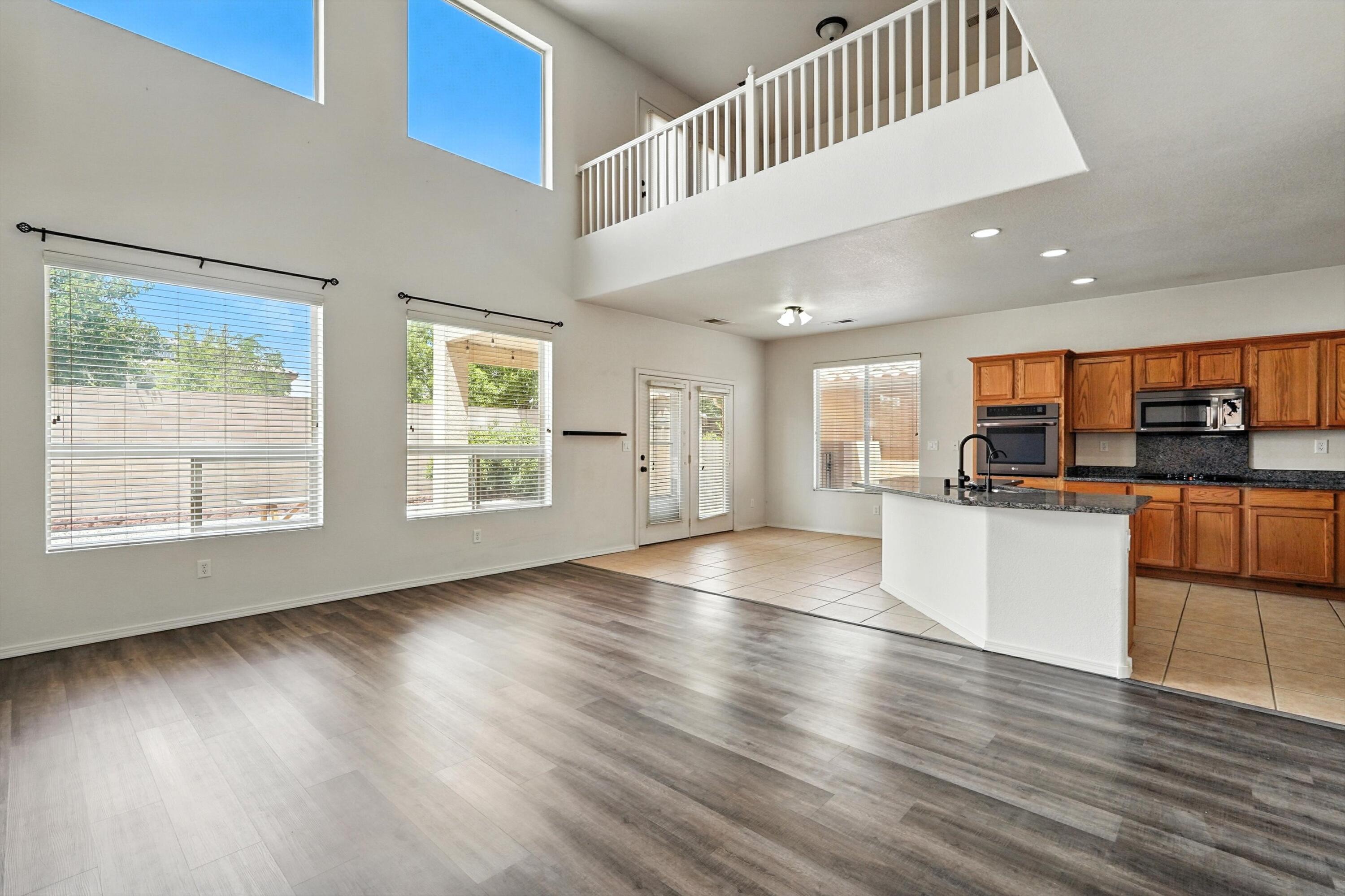 5951 Mesa Viento Road NW