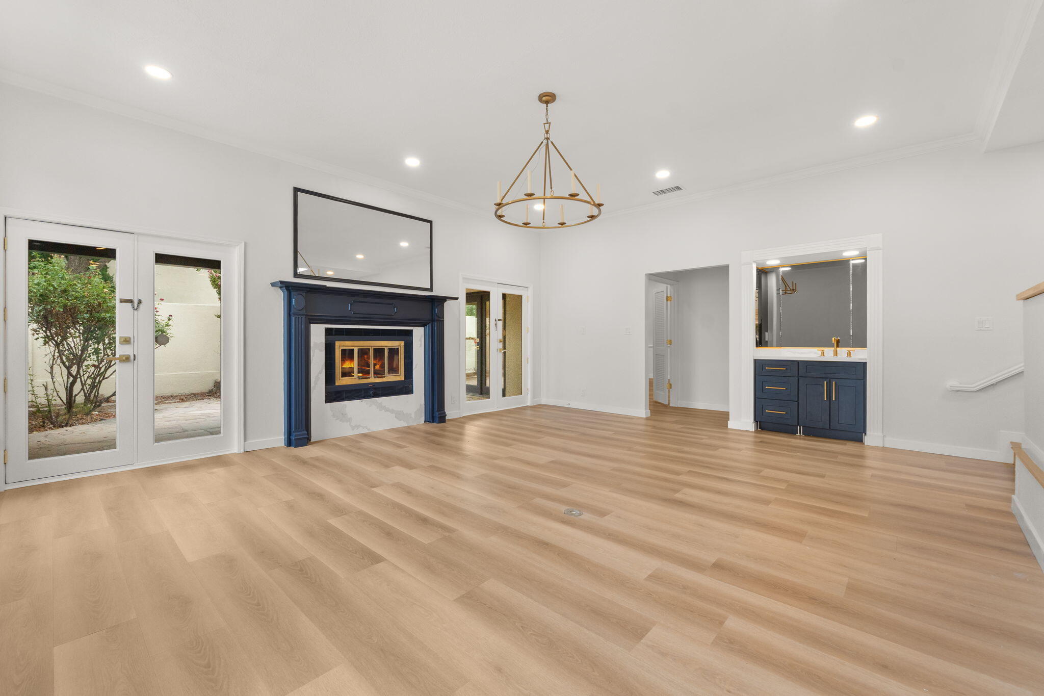 9401 CALLAWAY Circle NE