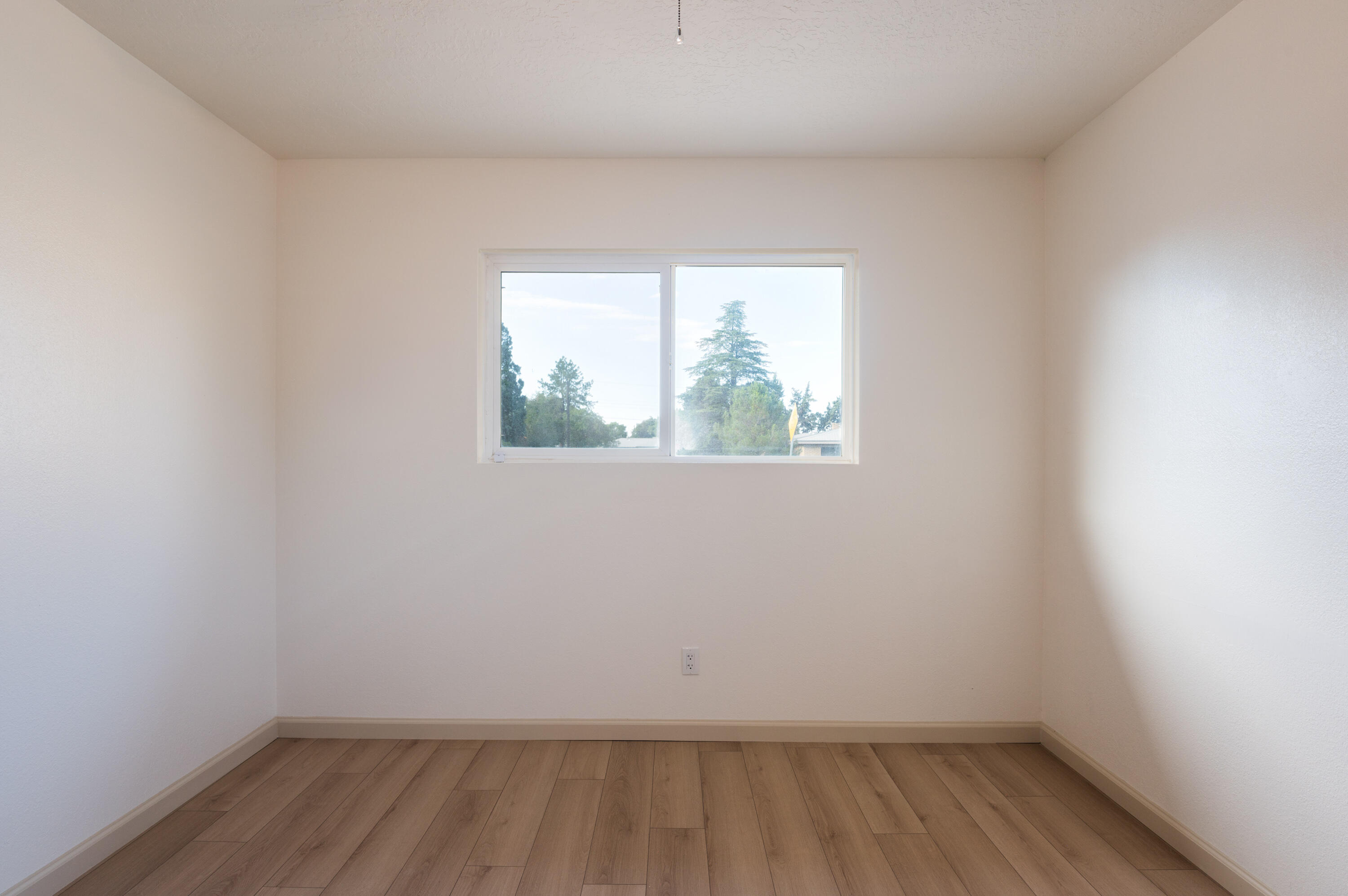 8601 BELLEHAVEN Place NE