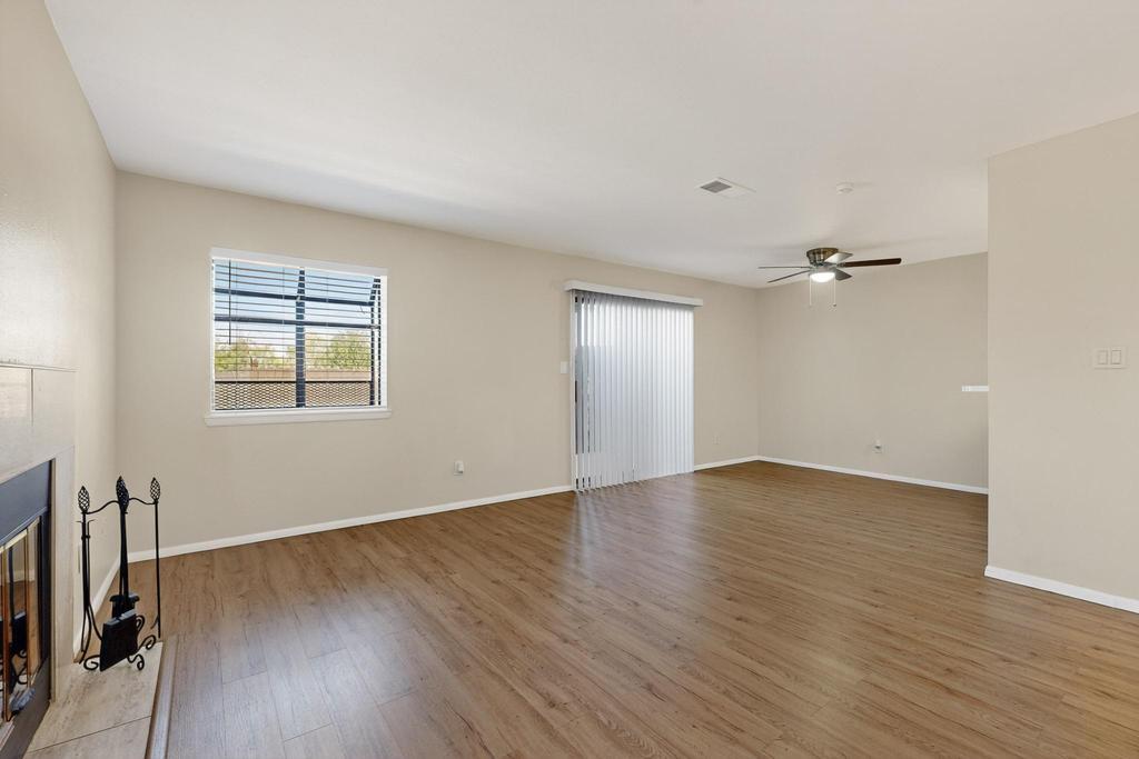 6093 MCKINNEY Drive NE