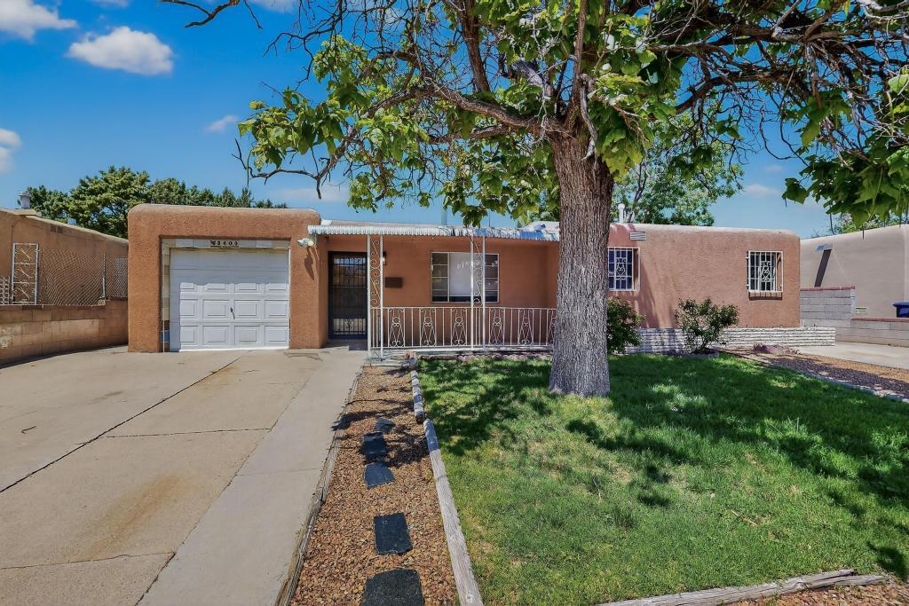 3409 VALENCIA Drive NE