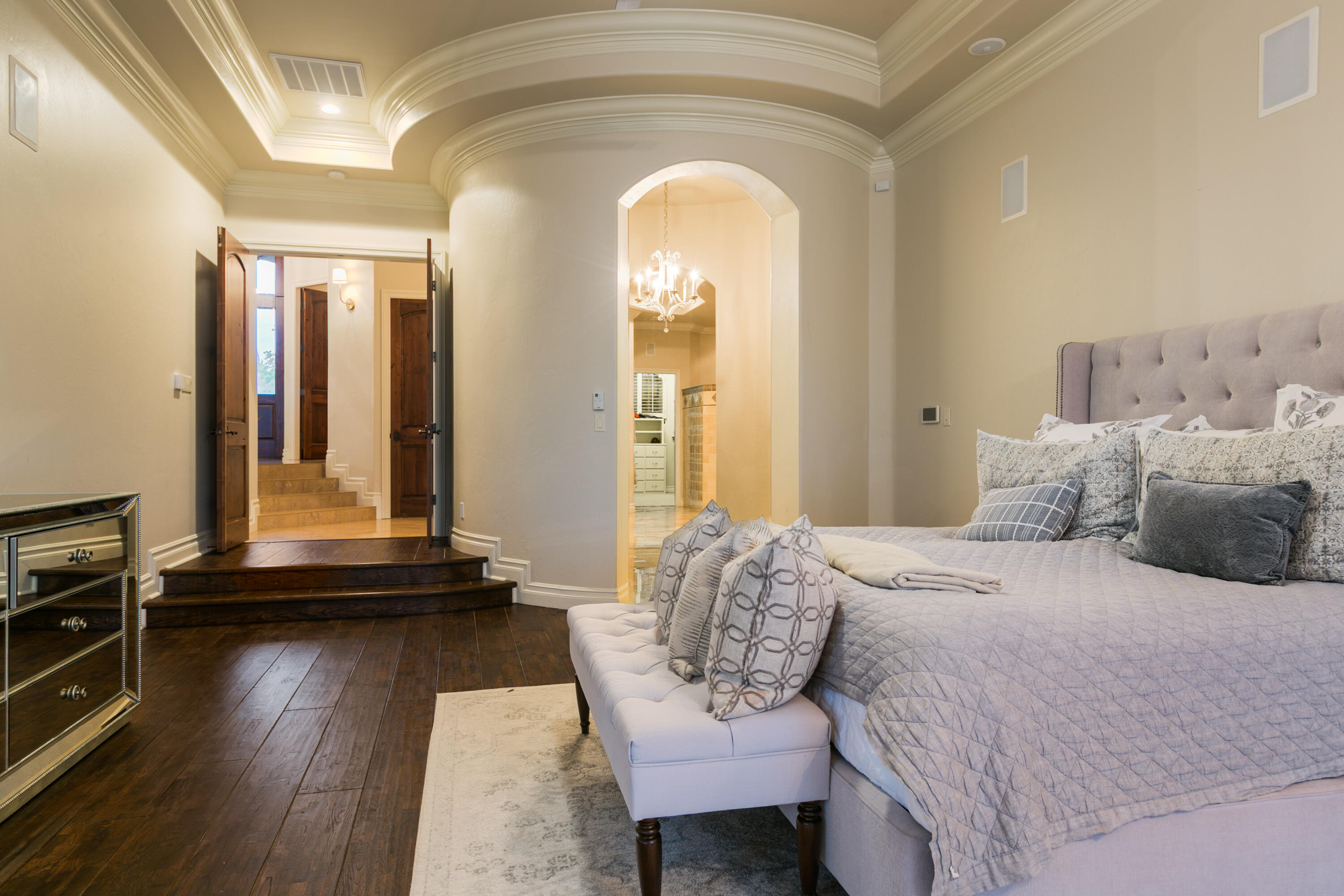 11804 ZINFANDEL Avenue NE