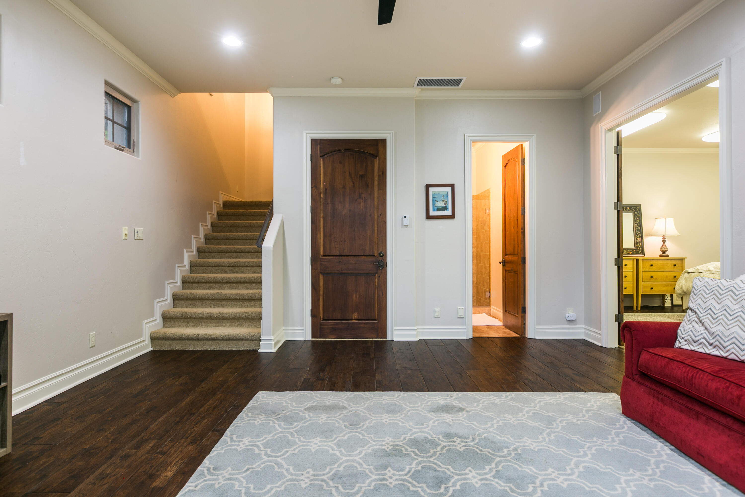 11804 ZINFANDEL Avenue NE