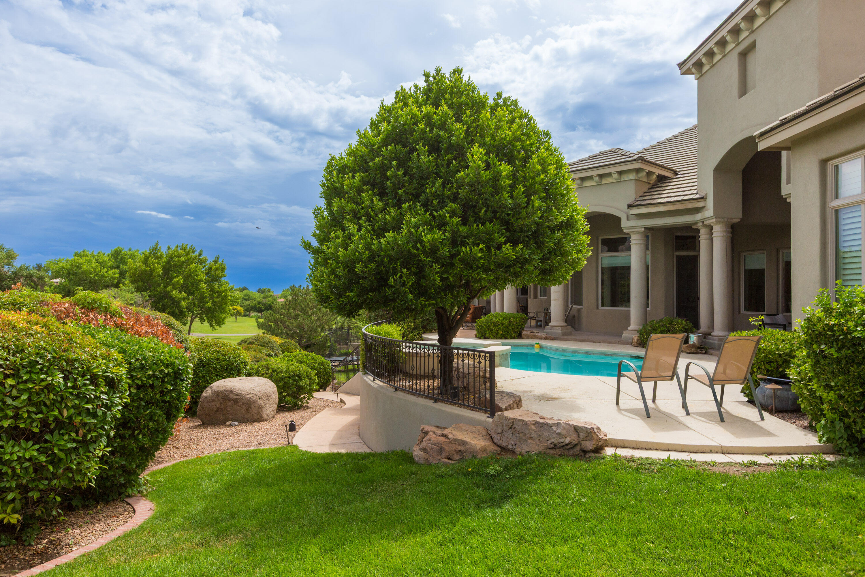 11804 ZINFANDEL Avenue NE