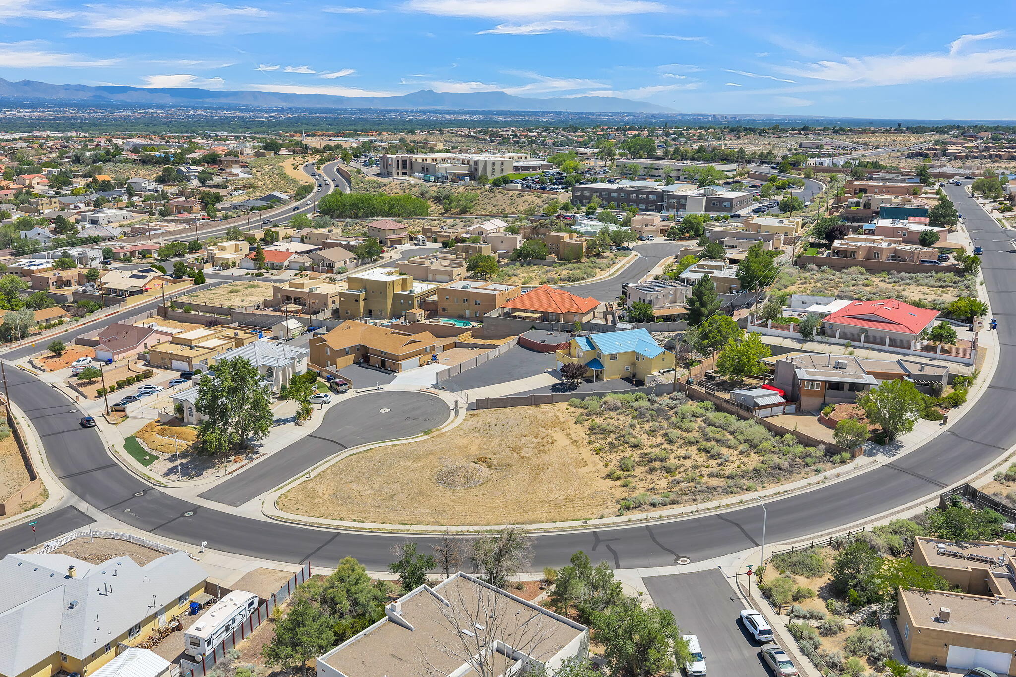 4824 DRIFTWOOD Avenue NW