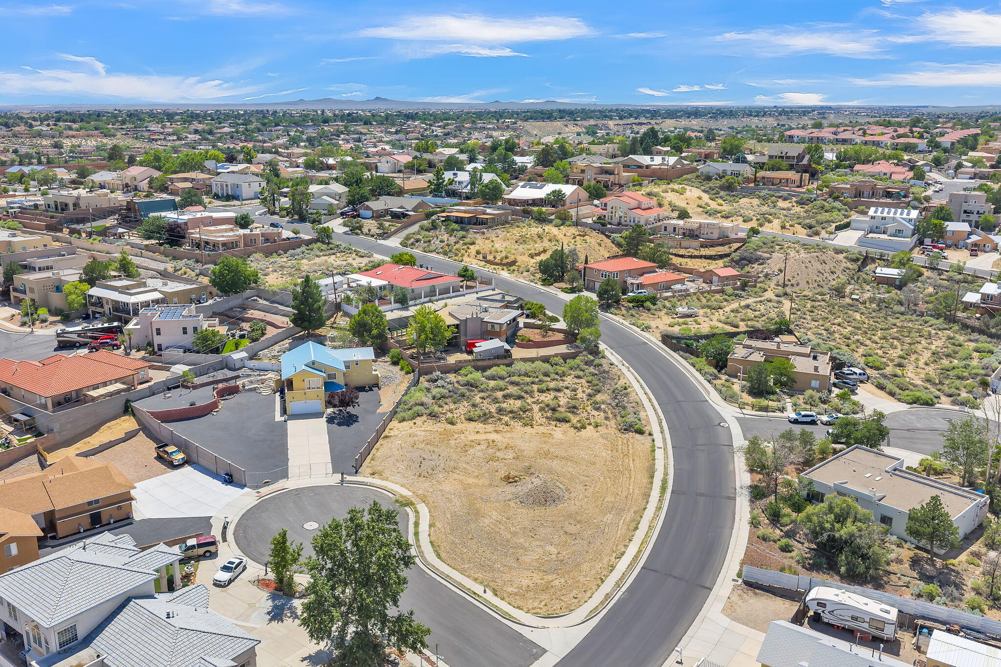 4824 DRIFTWOOD Avenue NW