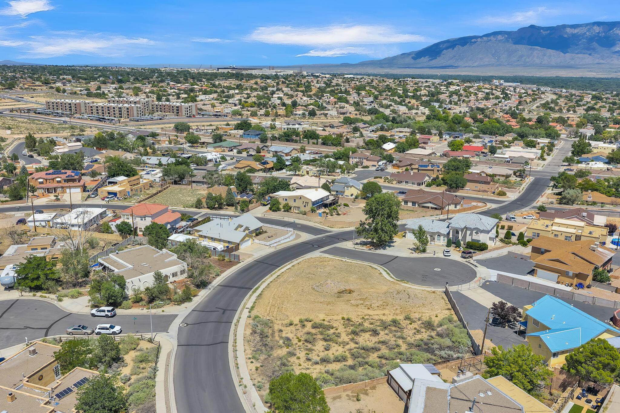 4824 DRIFTWOOD Avenue NW