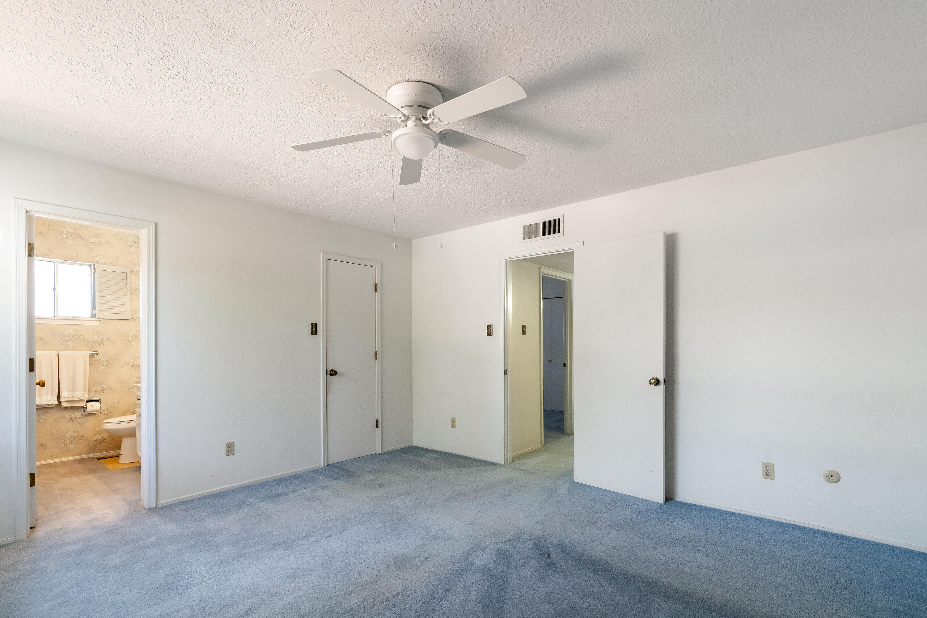 8130 AVENIDA LA PRESTINA NE