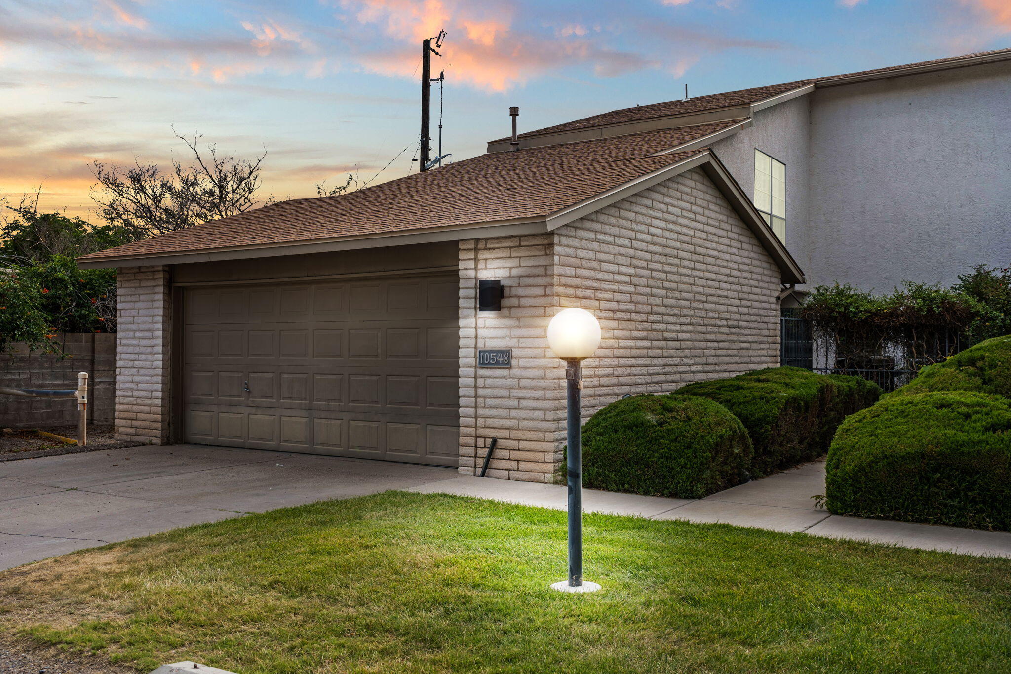 10548 MONTGOMERY Boulevard NE