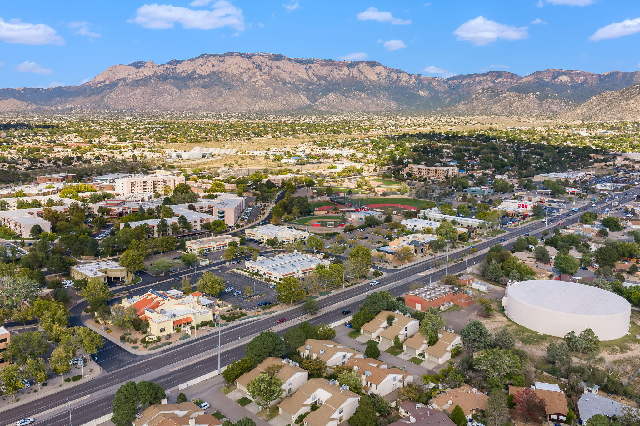 10548 MONTGOMERY Boulevard NE