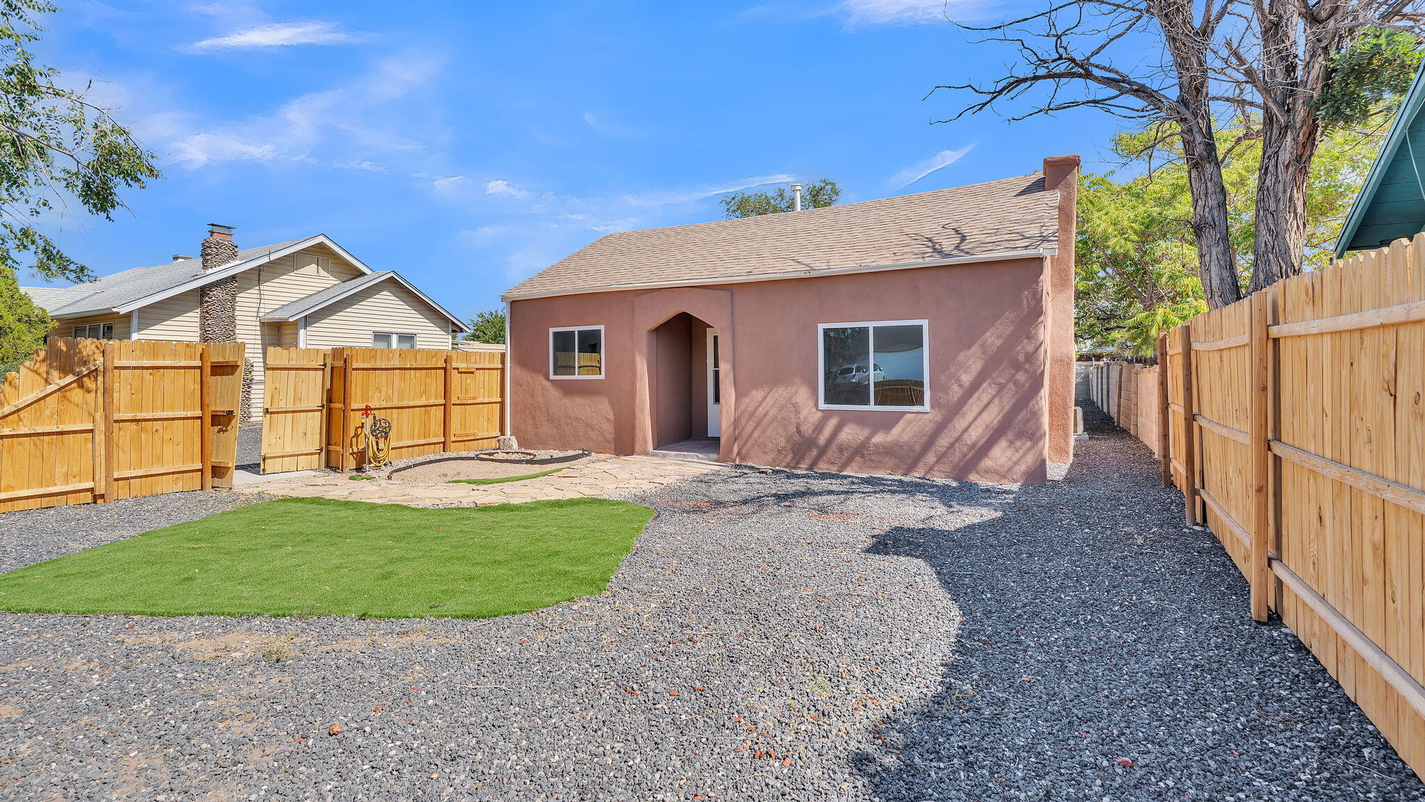 435 CORDOVA Avenue NW