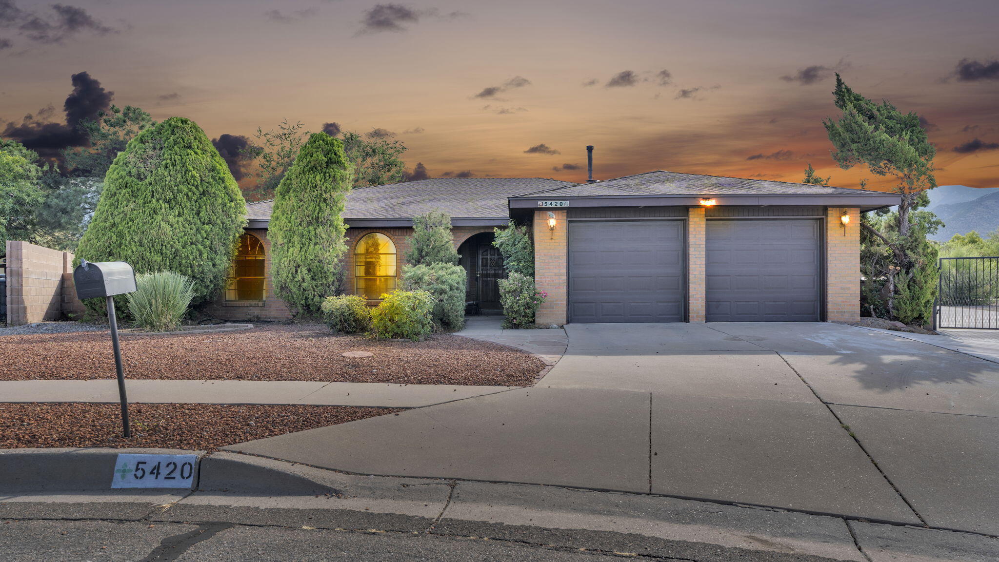 5420 THOMAS Court NE