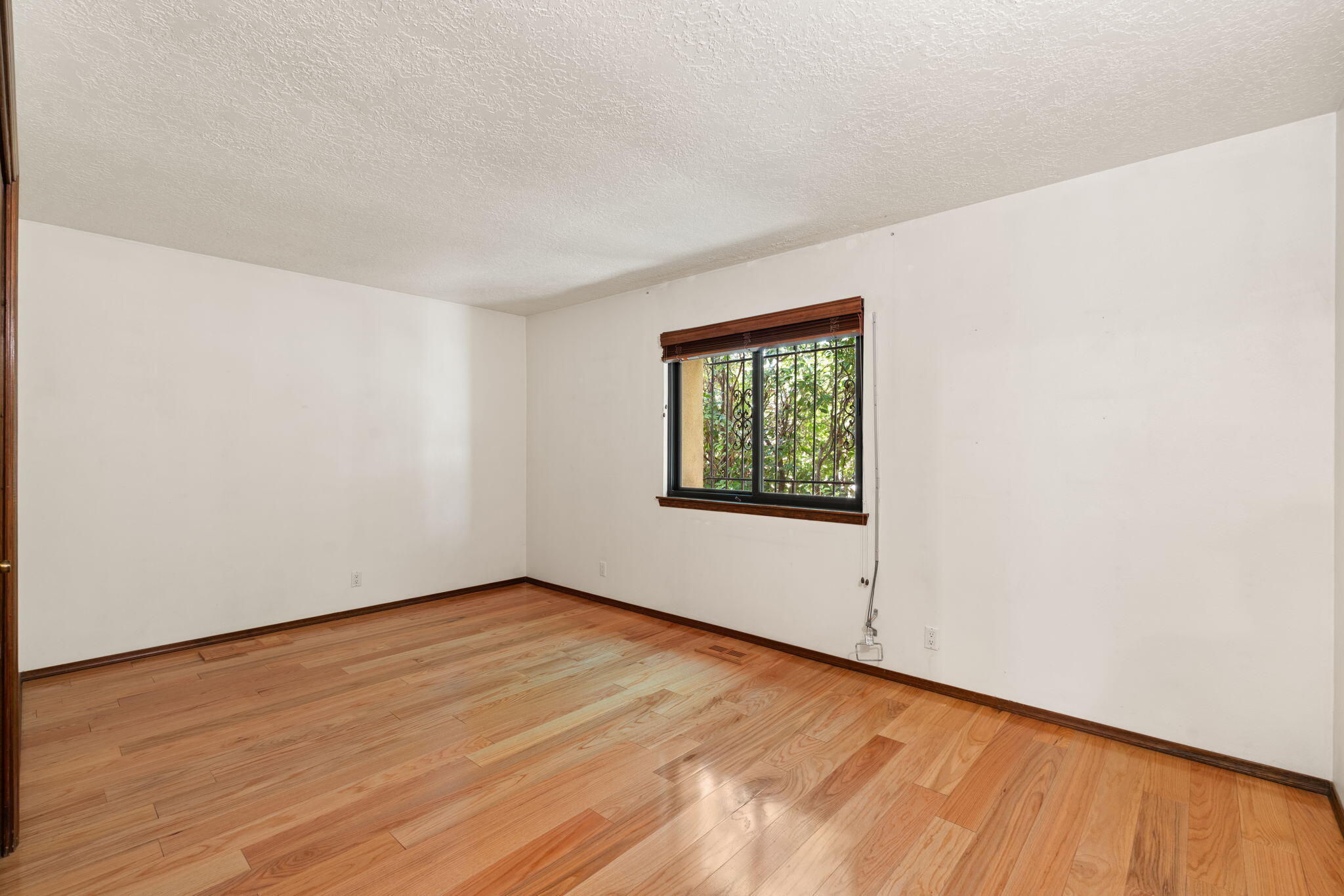 9424 AVENIDA DE LA LUNA NE