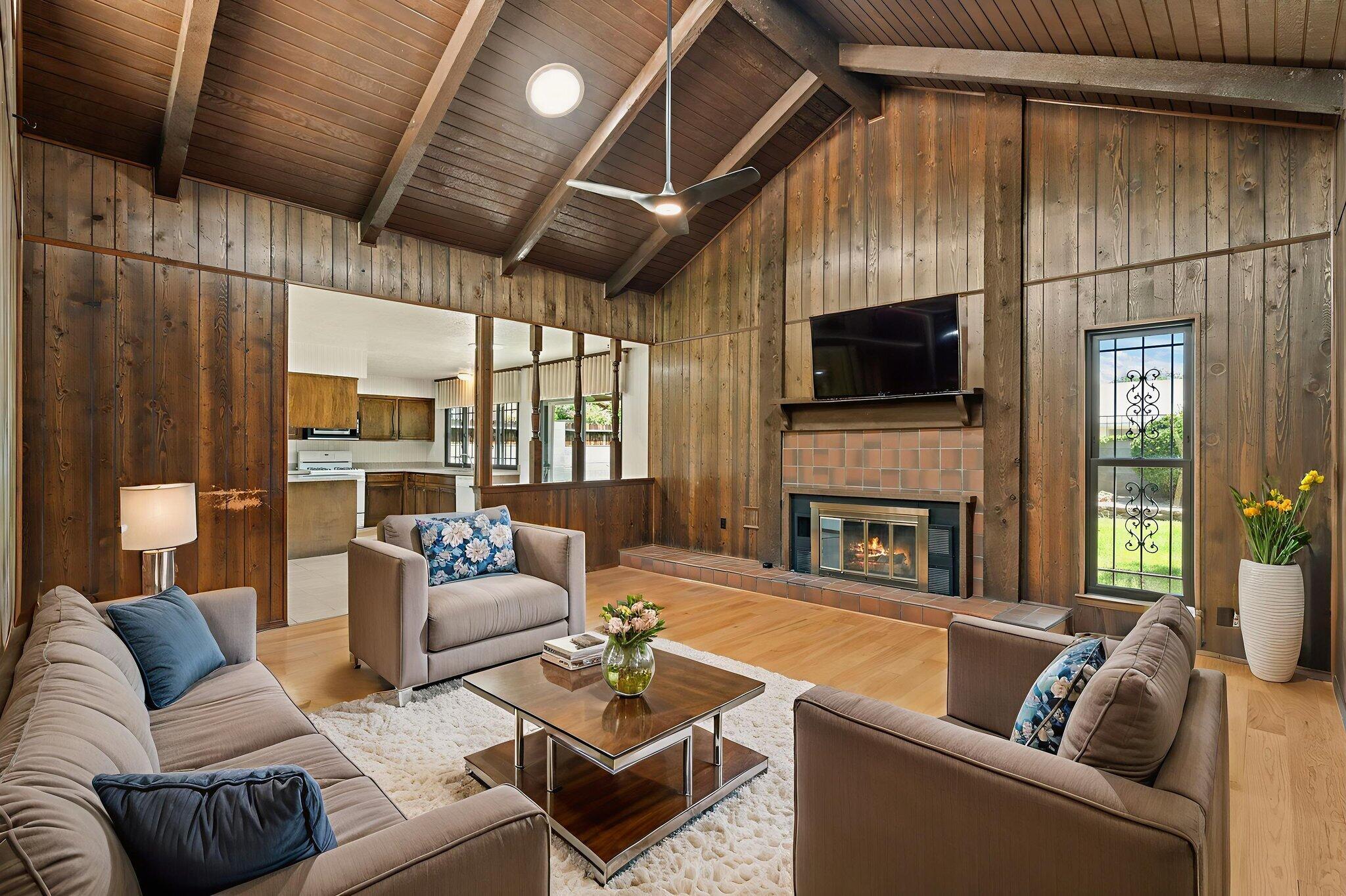 9424 AVENIDA DE LA LUNA NE