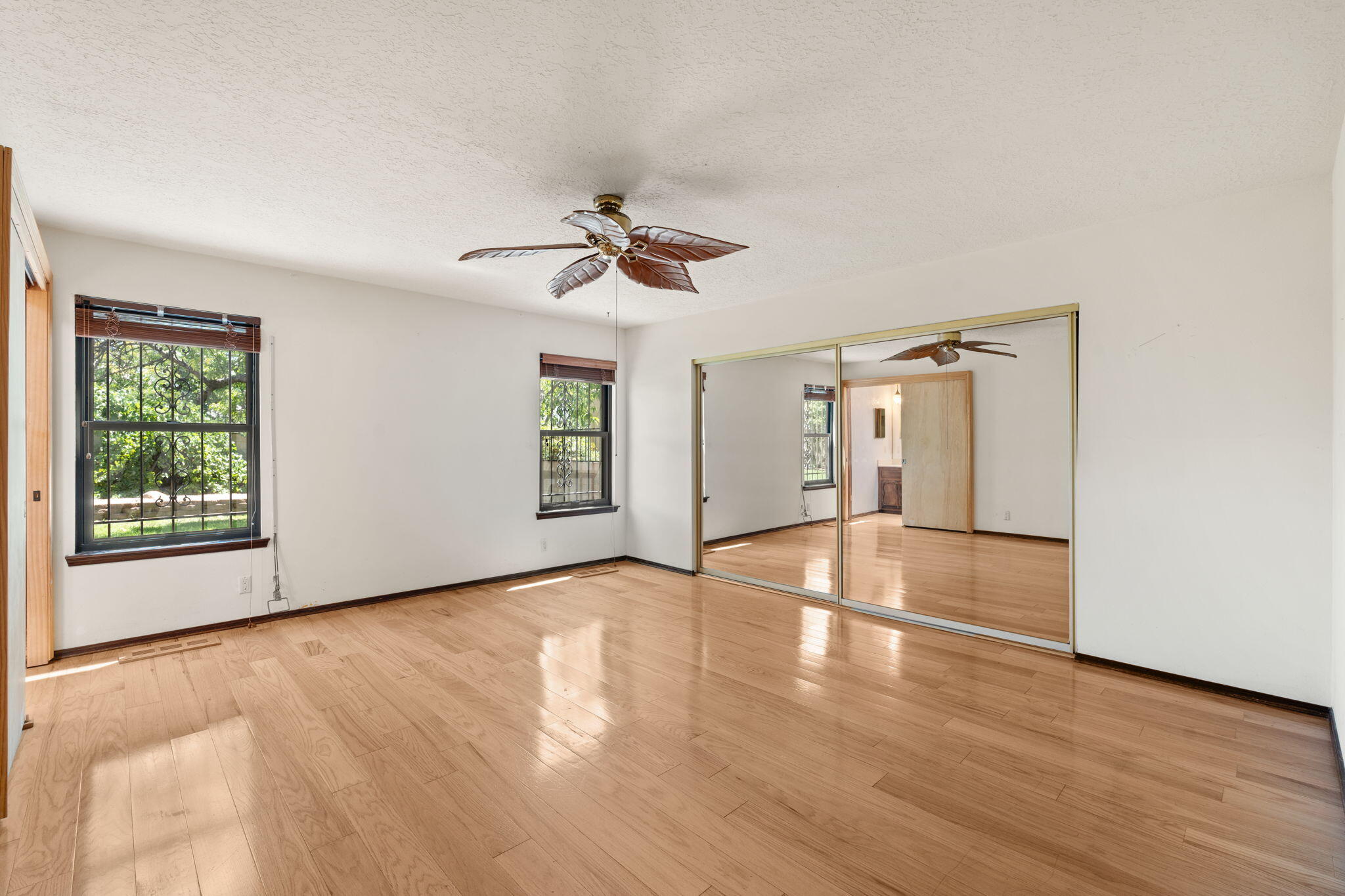 9424 AVENIDA DE LA LUNA NE