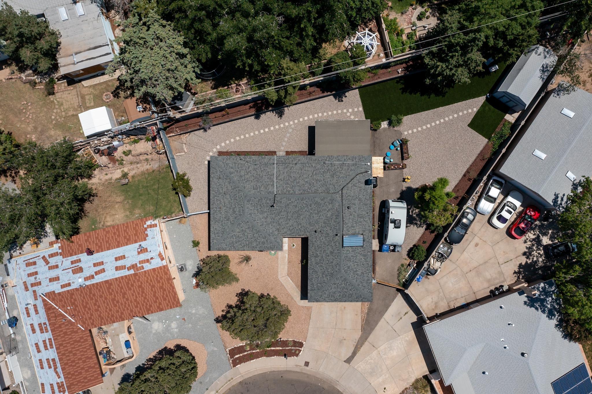 1602 HIAWATHA Drive NE