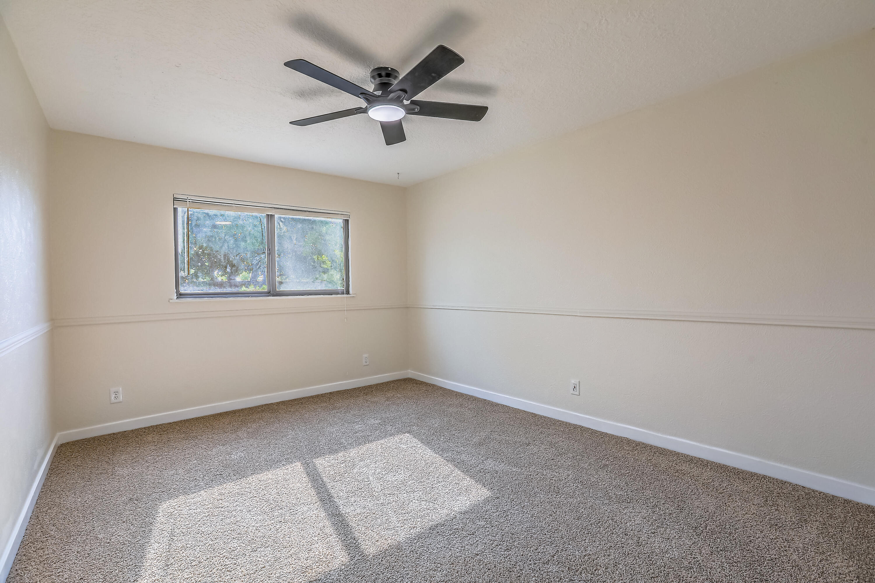 3710 JEANNE Court NE