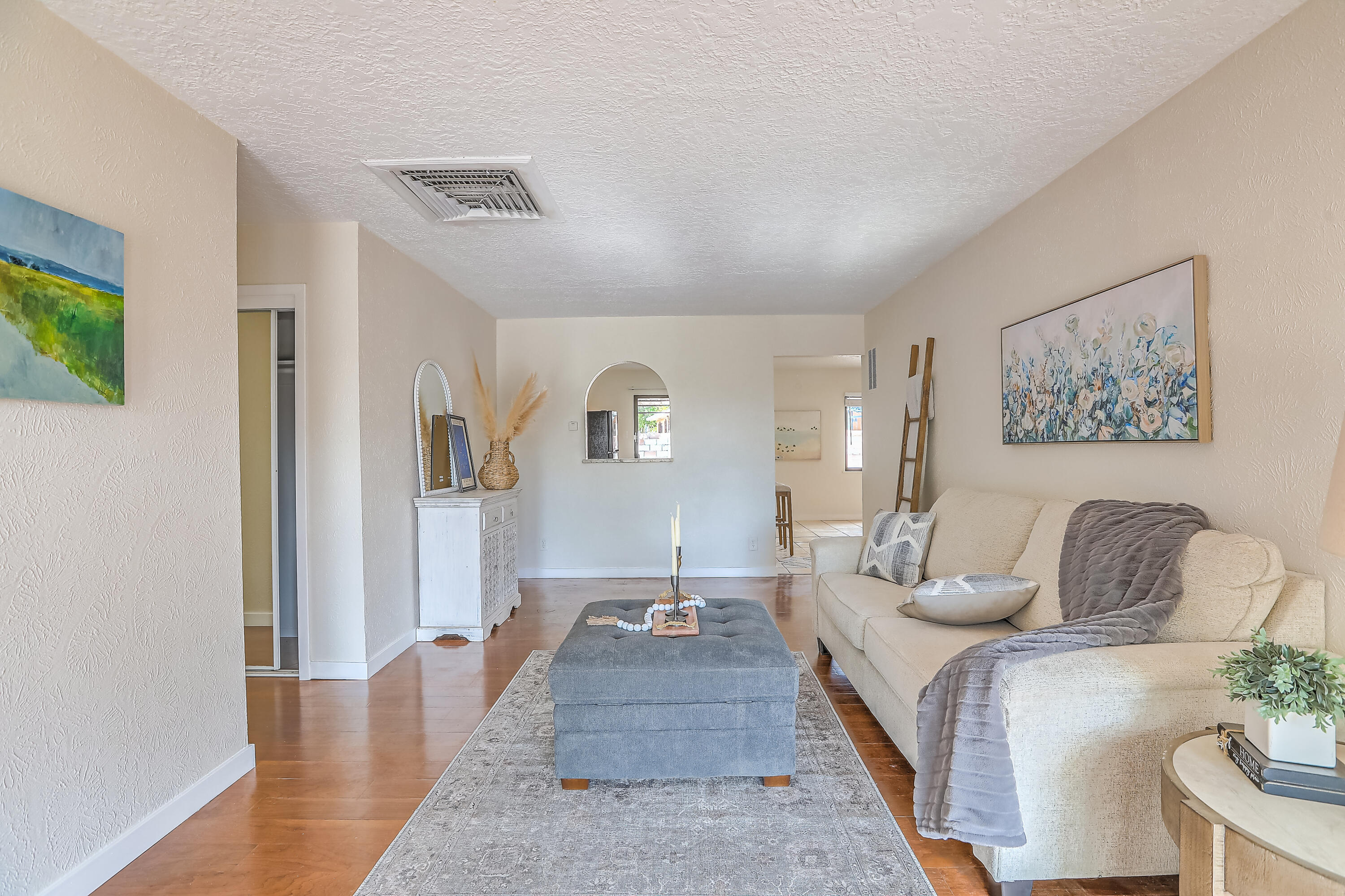 3710 JEANNE Court NE