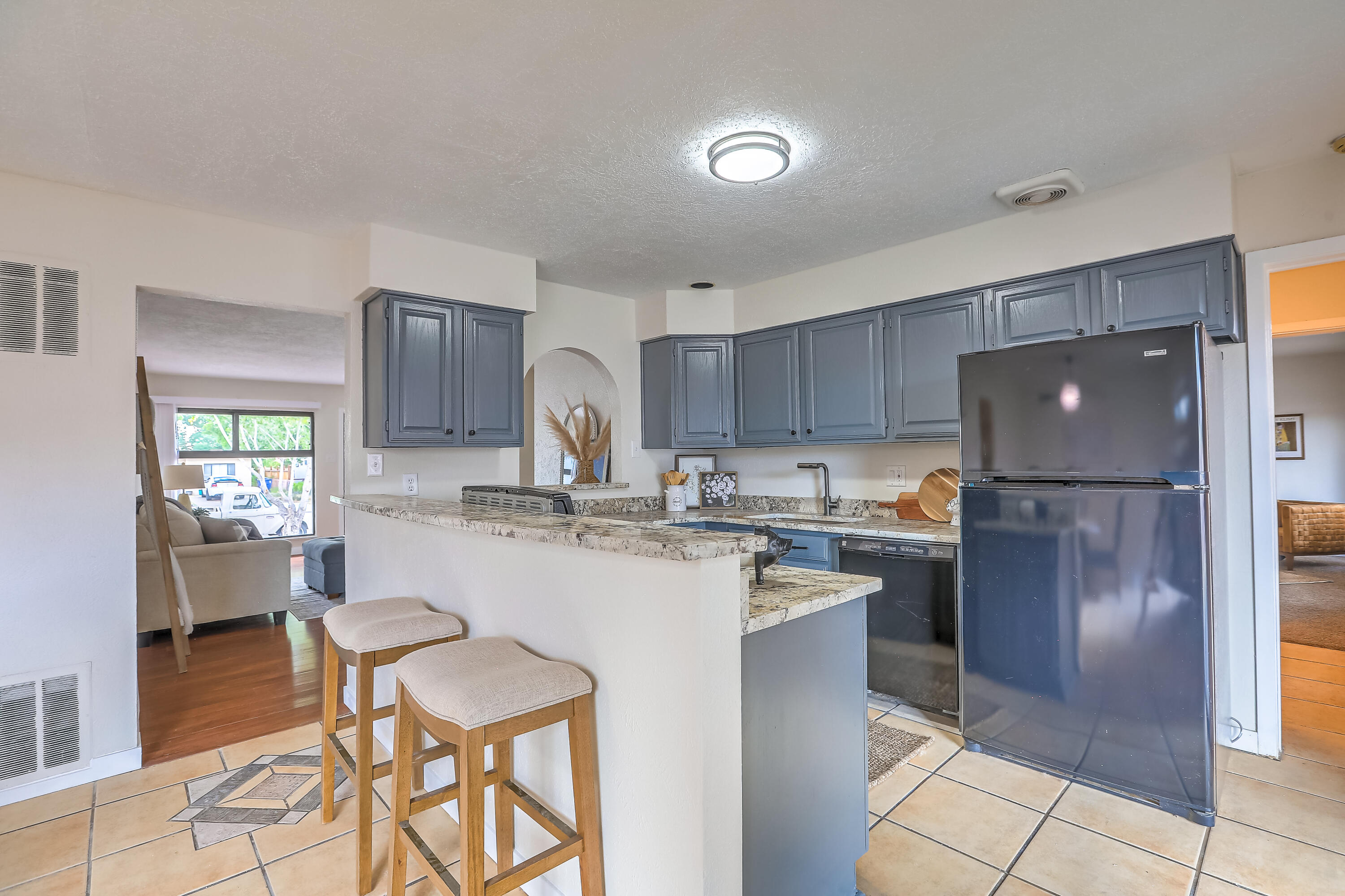 3710 JEANNE Court NE