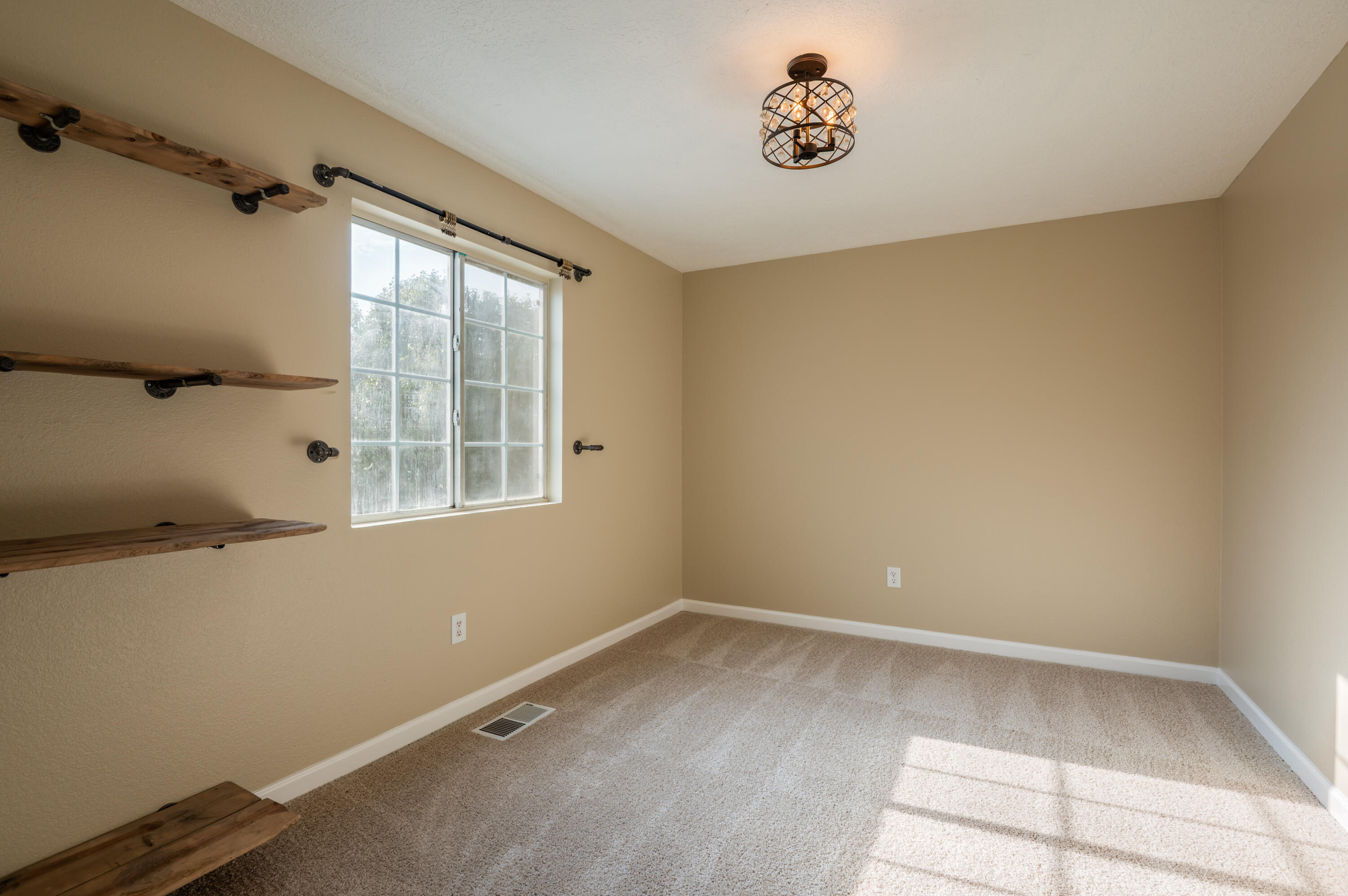 3541 ELDER MEADOWS Drive NE