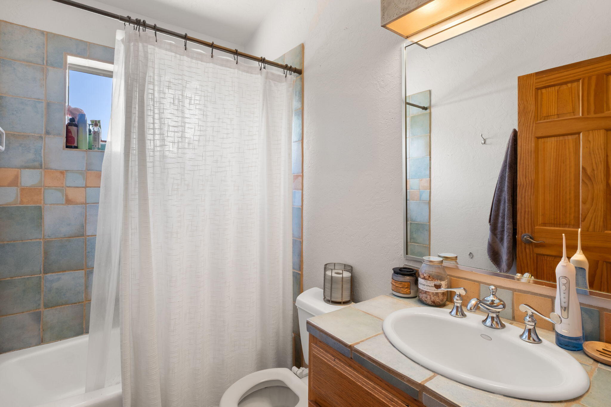 1904 TIERRA VIDA Place NW