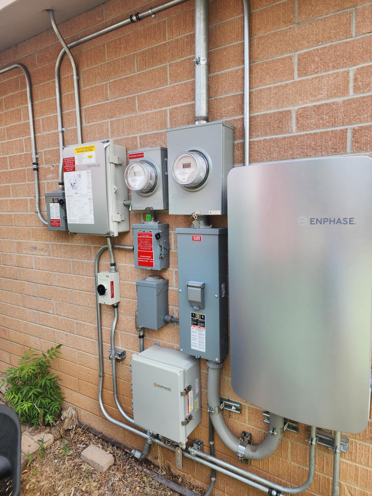 7413 ARVADA Avenue NE