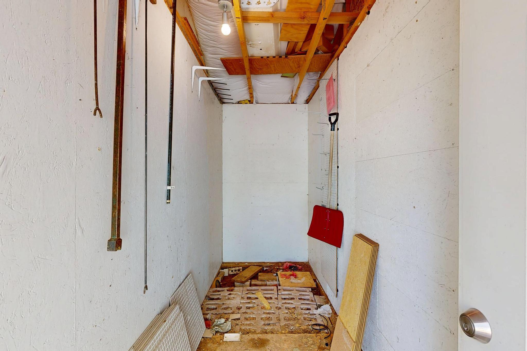 7413 ARVADA Avenue NE