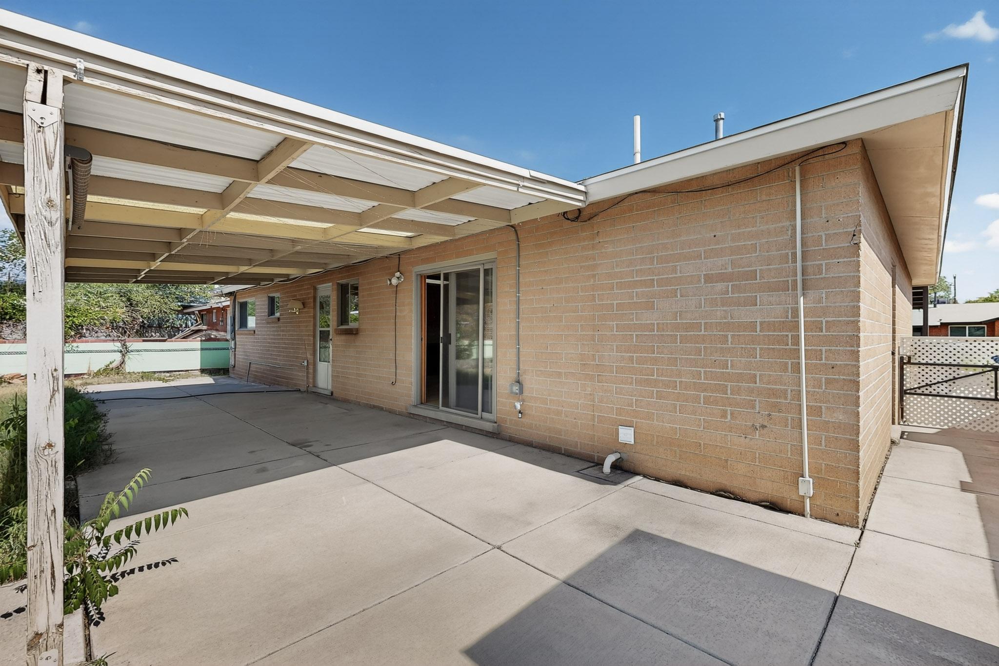 7413 ARVADA Avenue NE