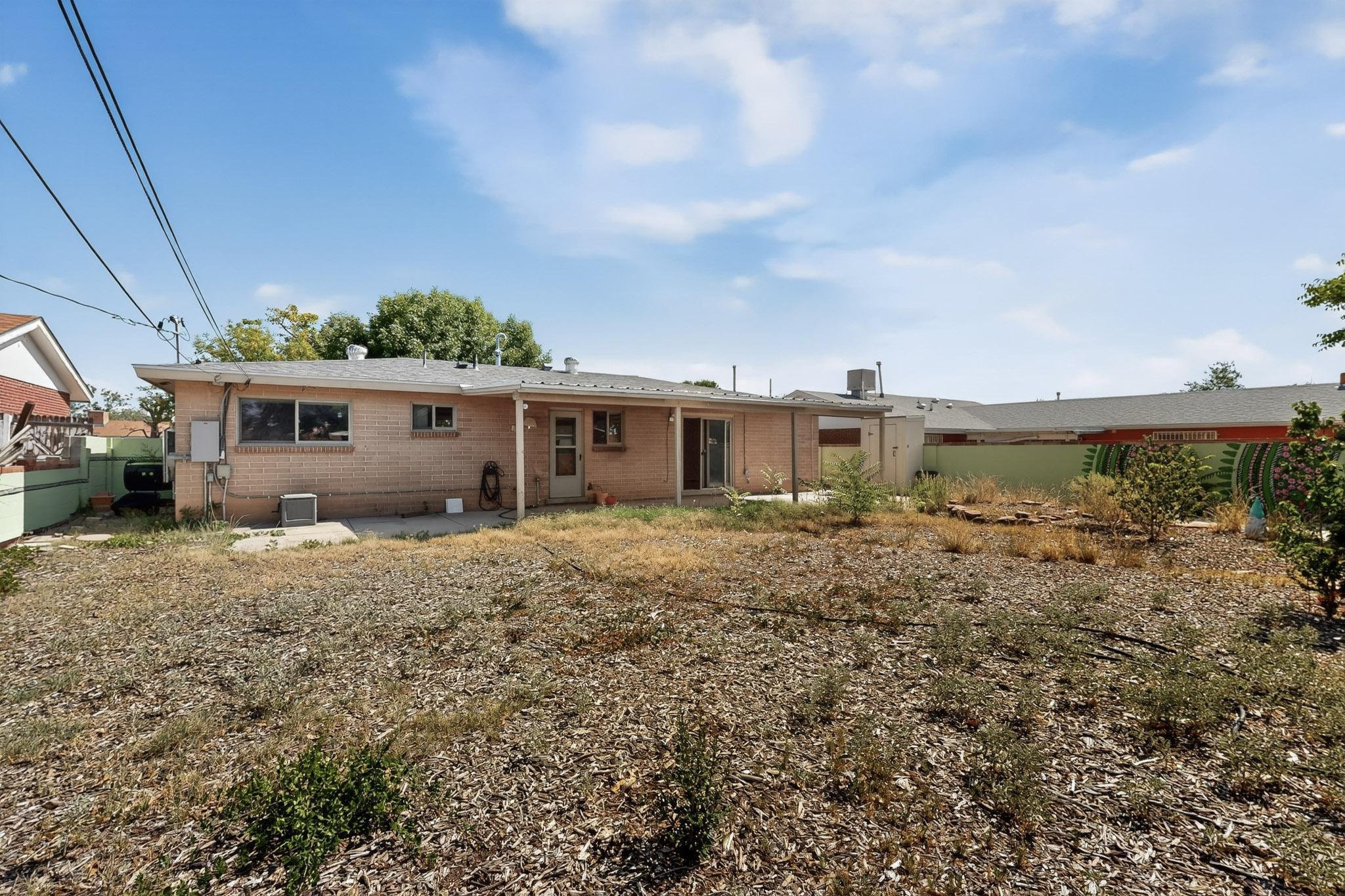 7413 ARVADA Avenue NE