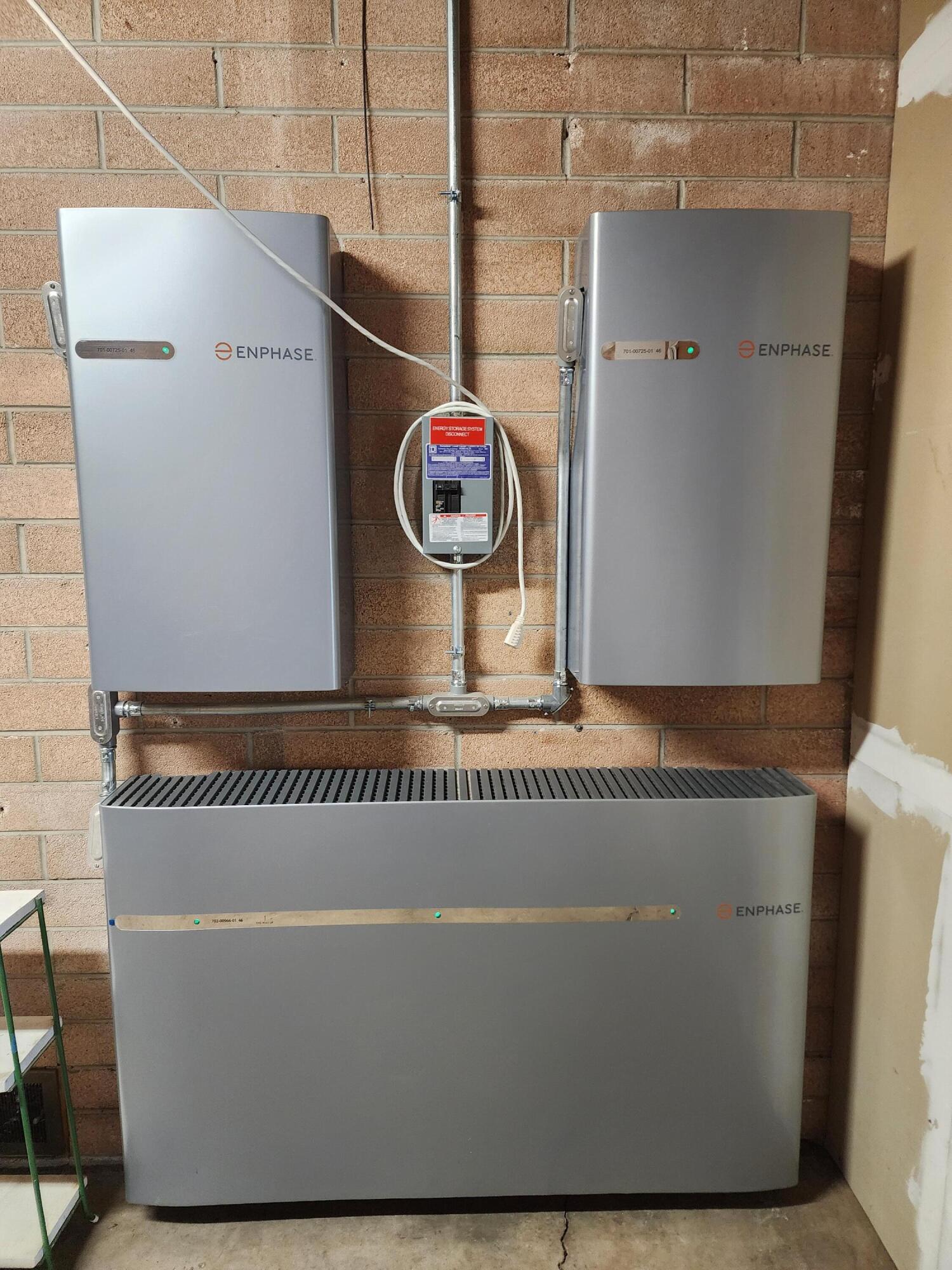 7413 ARVADA Avenue NE