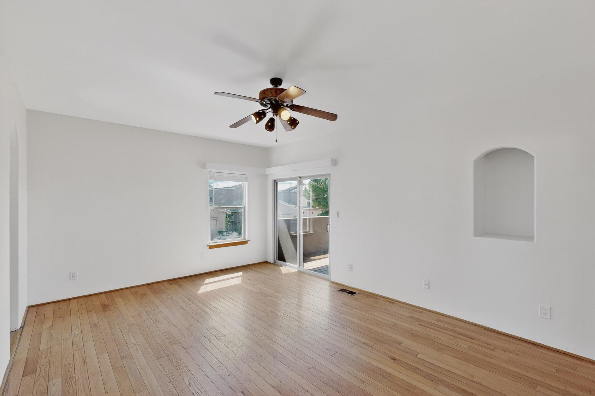 7335 Dancing Eagle Avenue NE