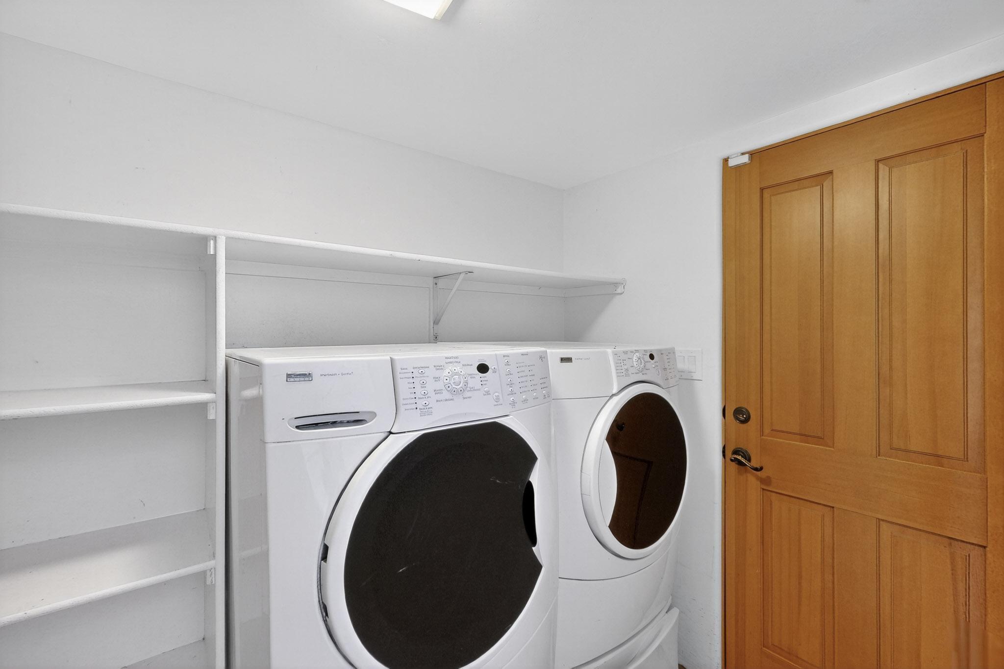 7335 Dancing Eagle Avenue NE