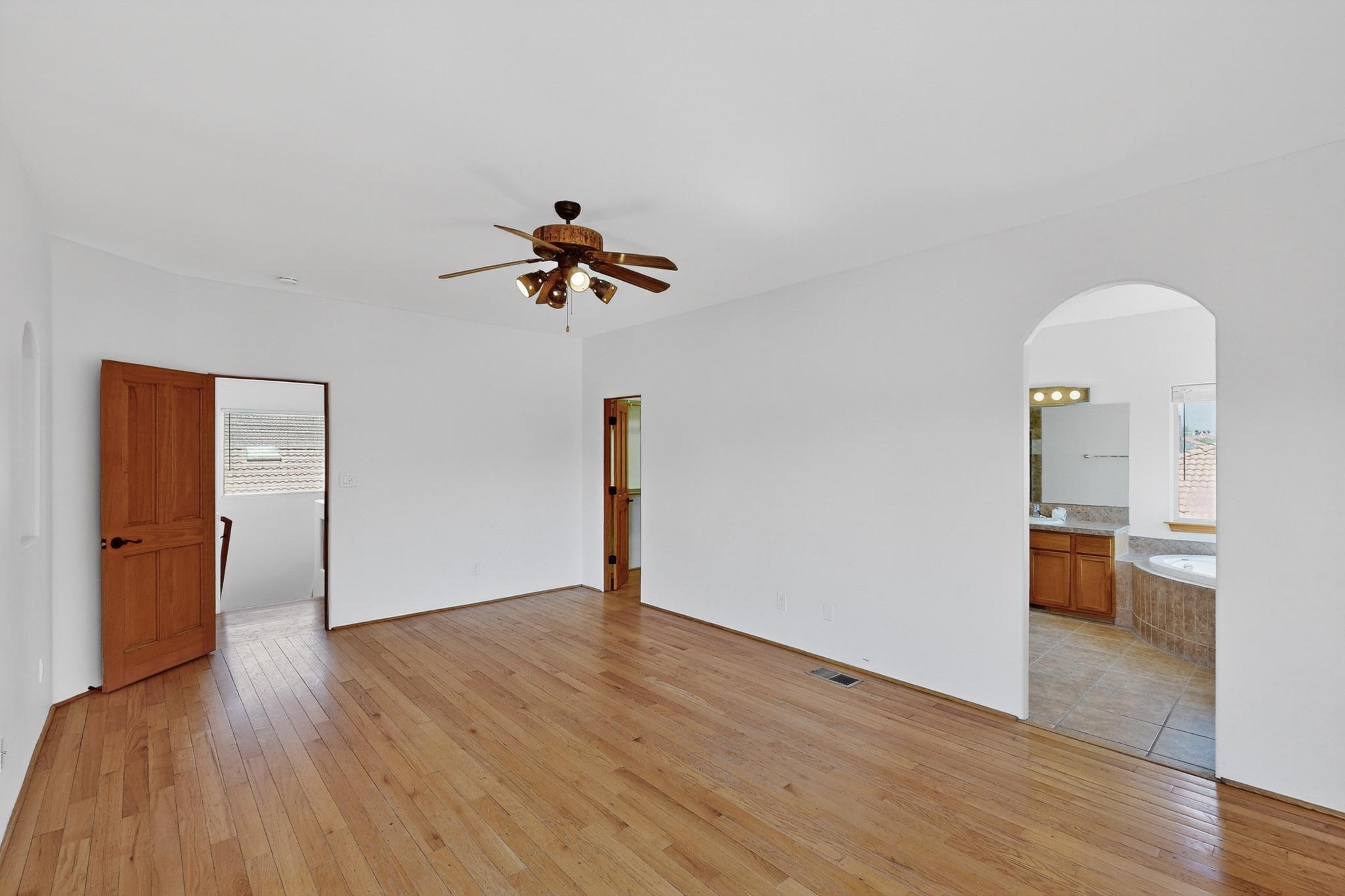 7335 Dancing Eagle Avenue NE