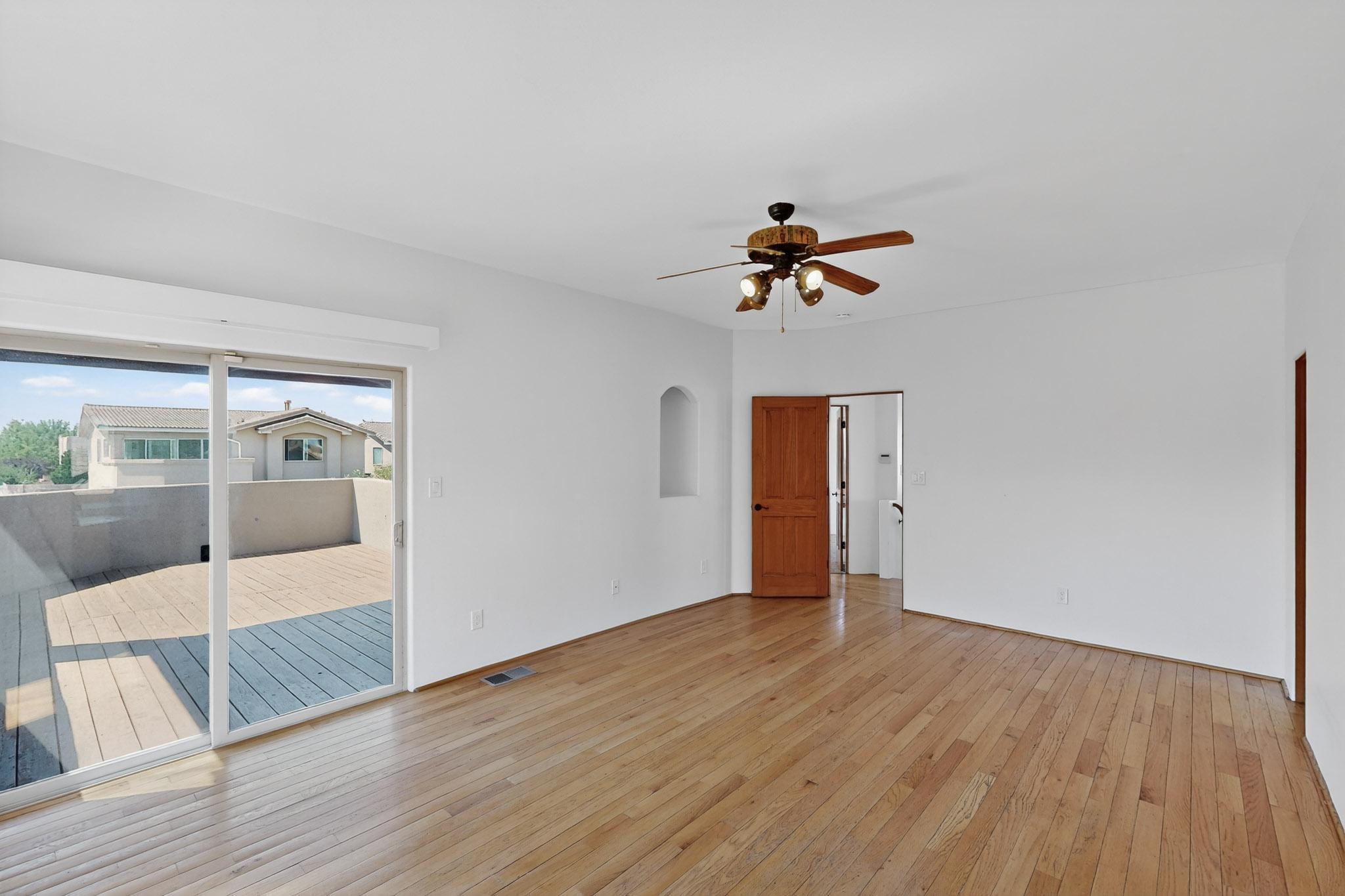 7335 Dancing Eagle Avenue NE