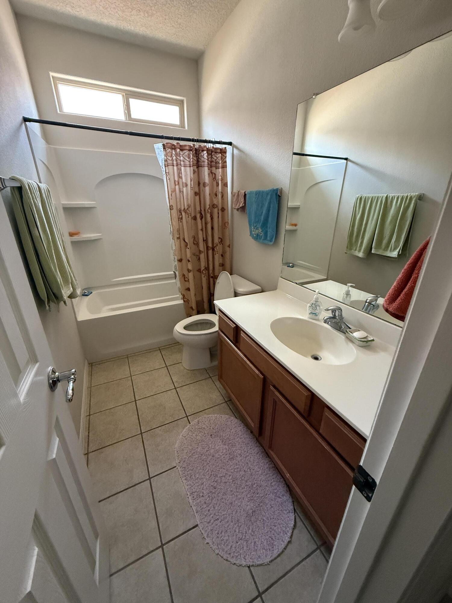 228 LOMA LINDA Loop NE