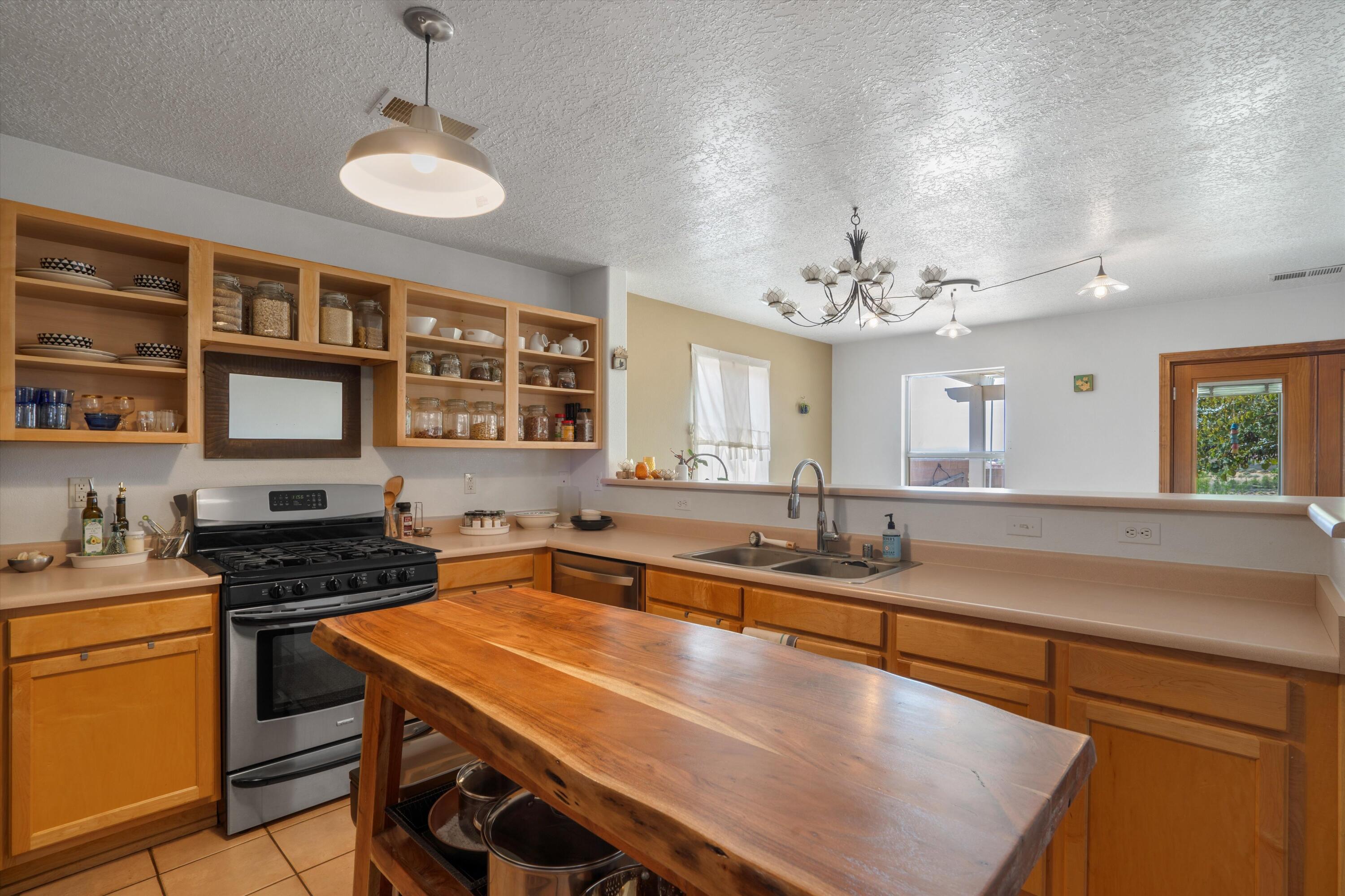 5208 SOLE GRANDE Road NW