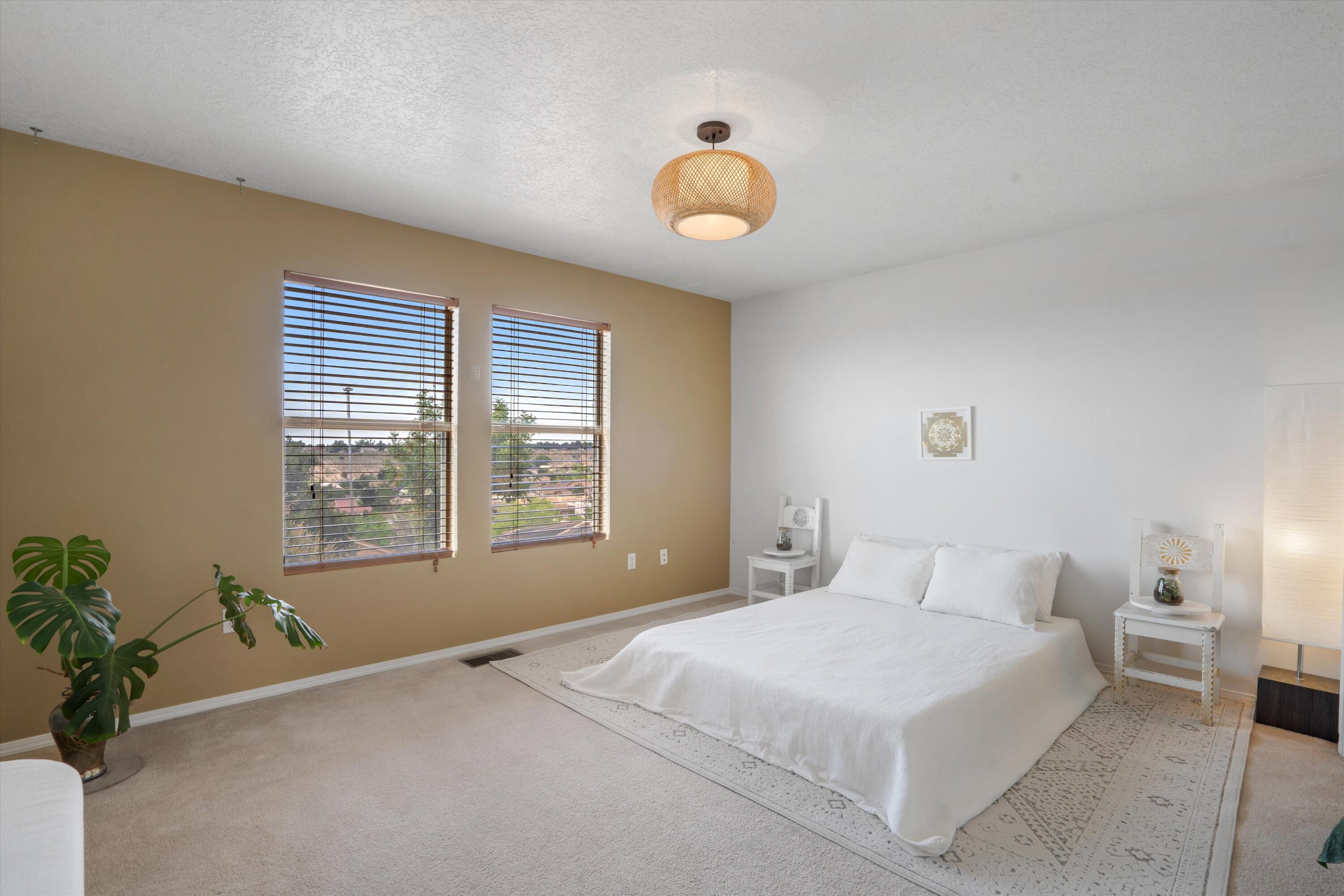 5208 SOLE GRANDE Road NW