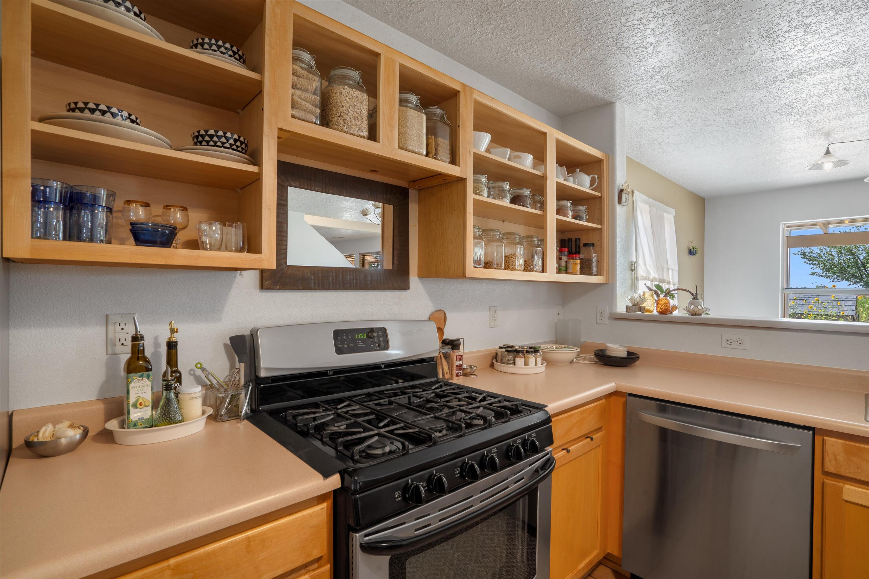 5208 SOLE GRANDE Road NW