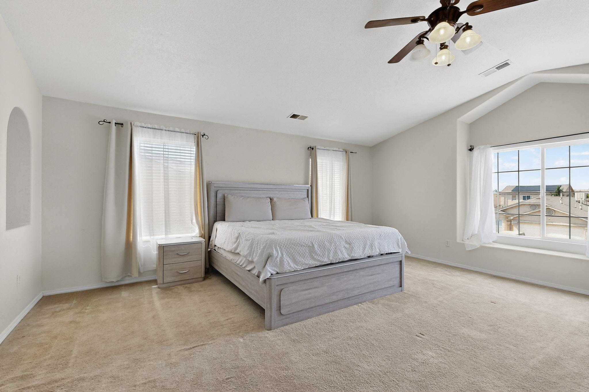 409 PLAYFUL MEADOWS Drive NE