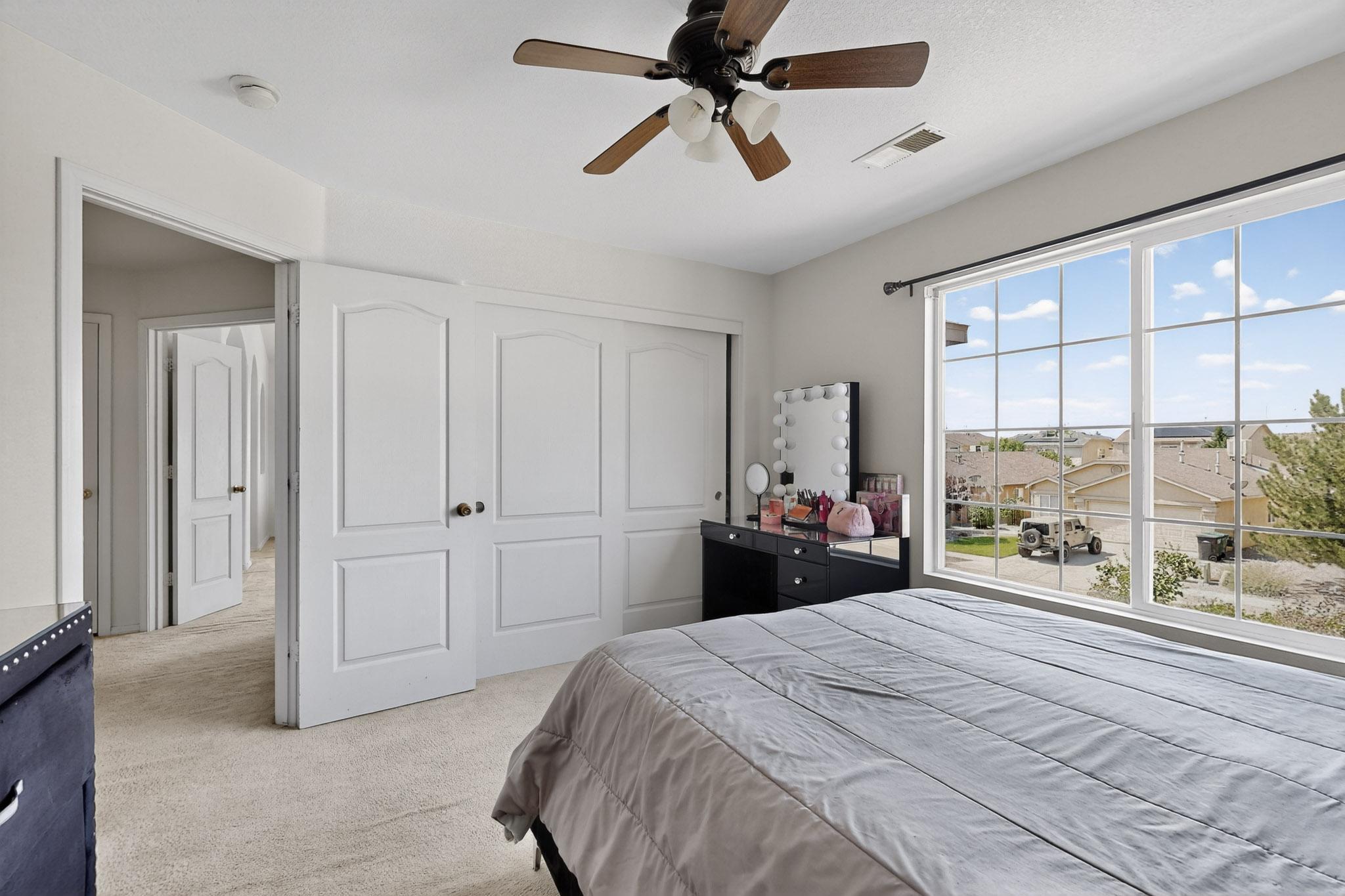 409 PLAYFUL MEADOWS Drive NE