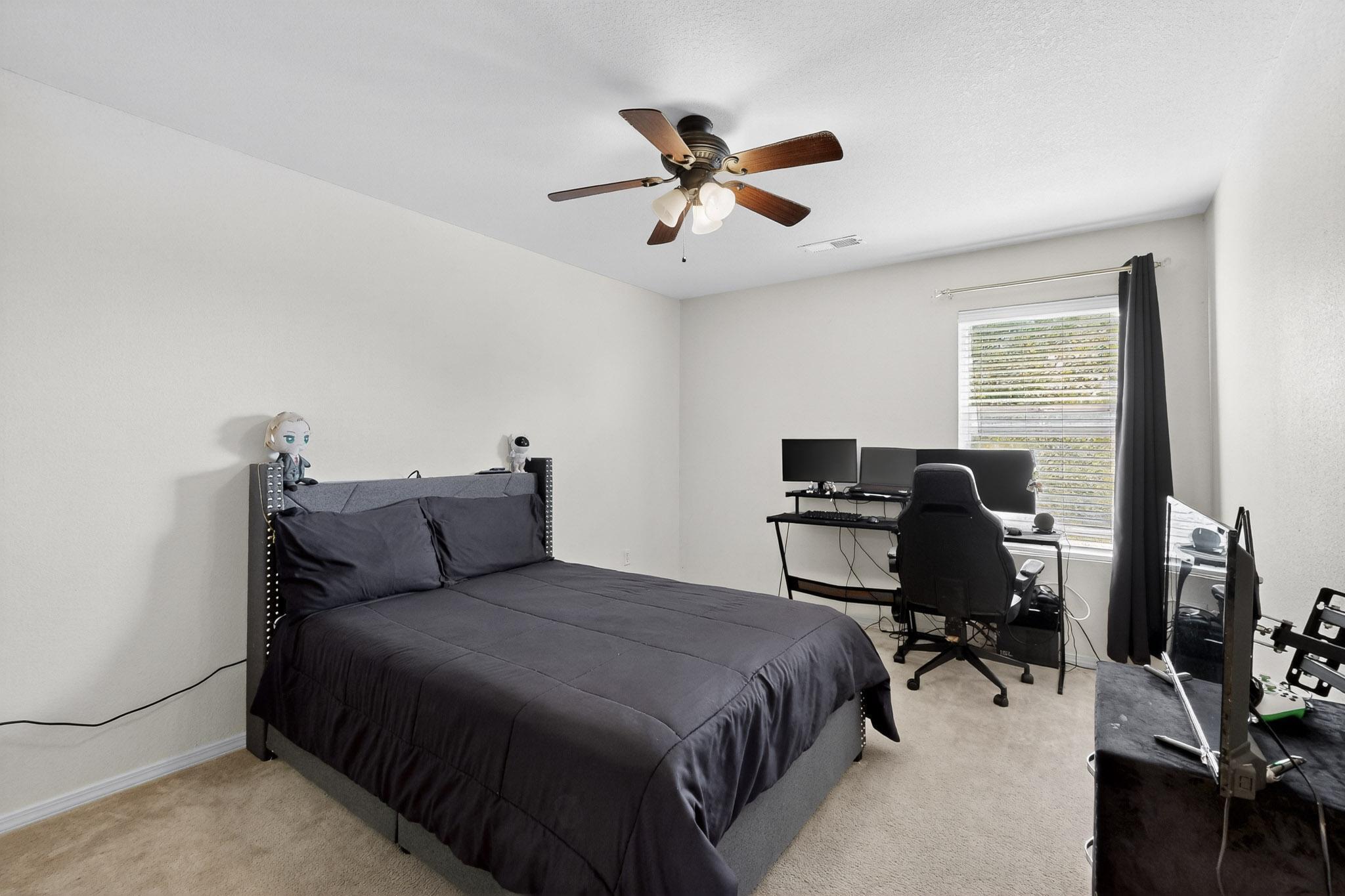 409 PLAYFUL MEADOWS Drive NE