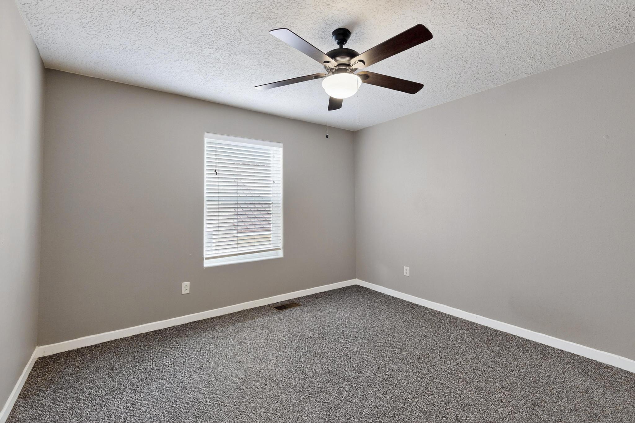 2023 DILLON Drive NE