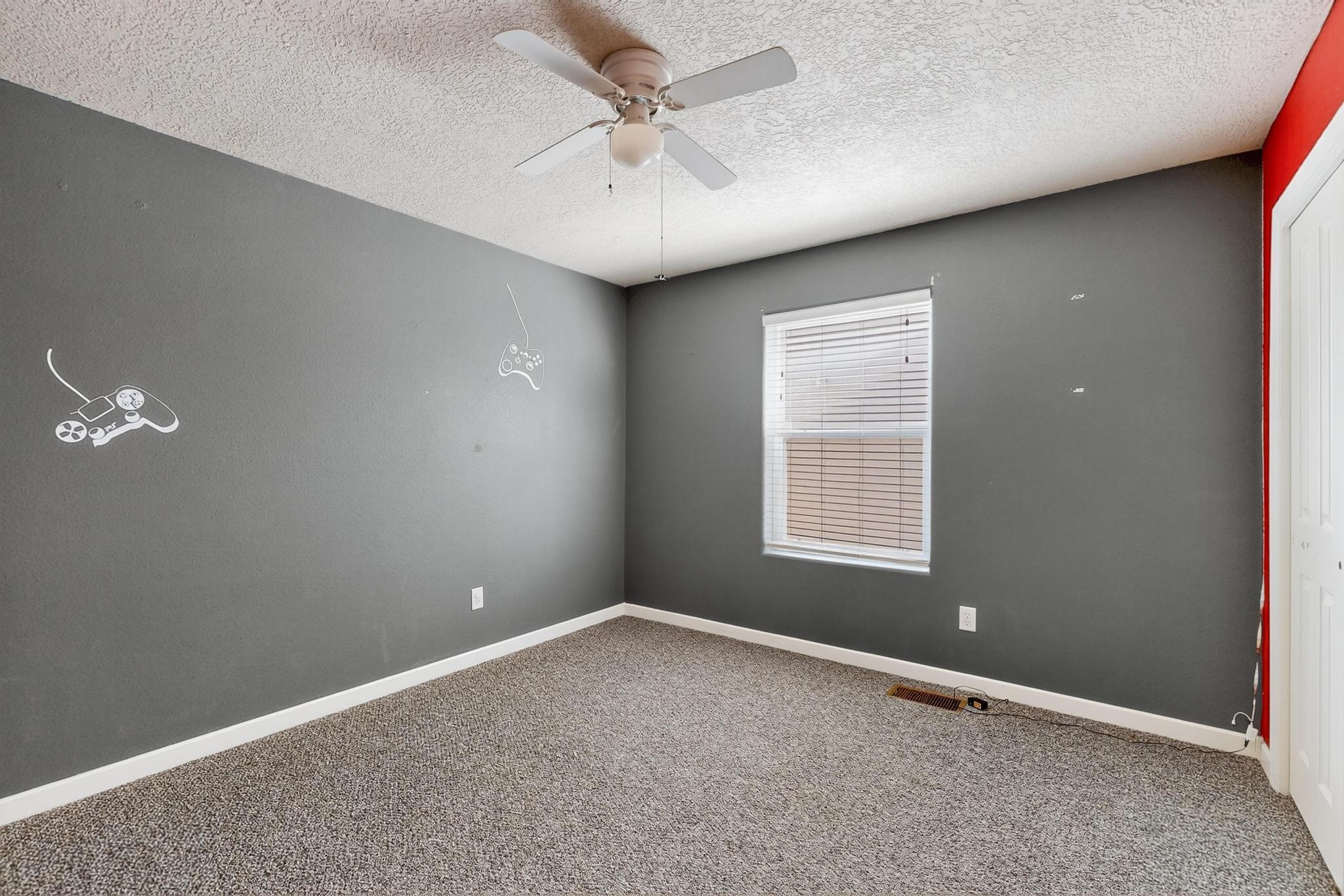 2023 DILLON Drive NE