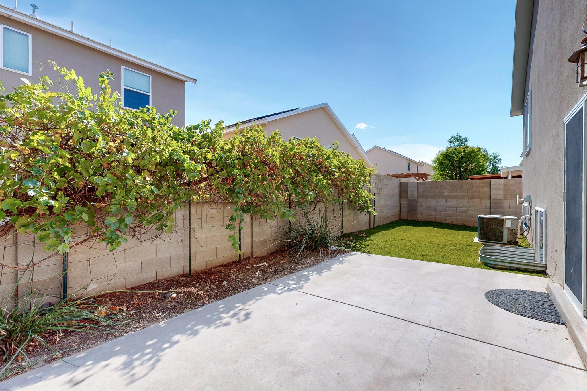 2023 DILLON Drive NE