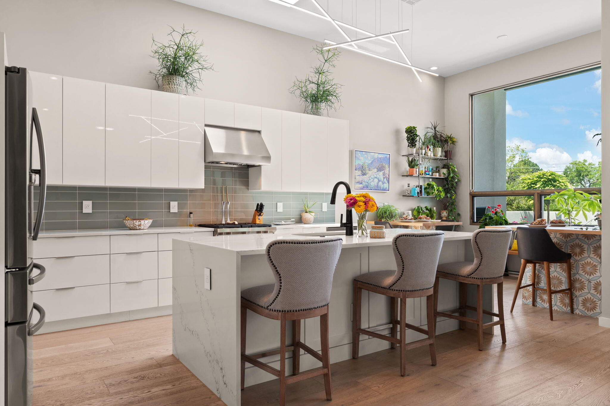 1100 RIDGECREST Drive SE