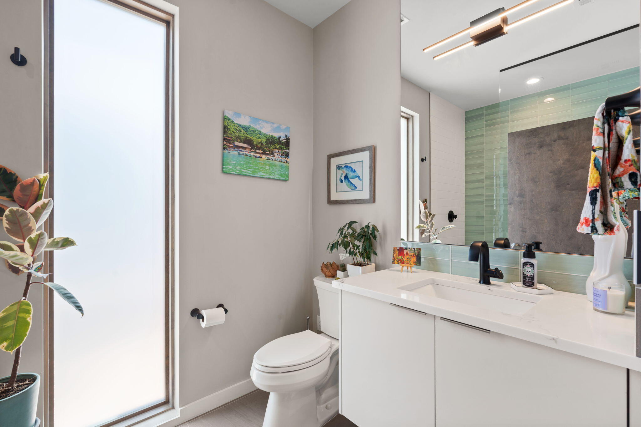 1100 RIDGECREST Drive SE