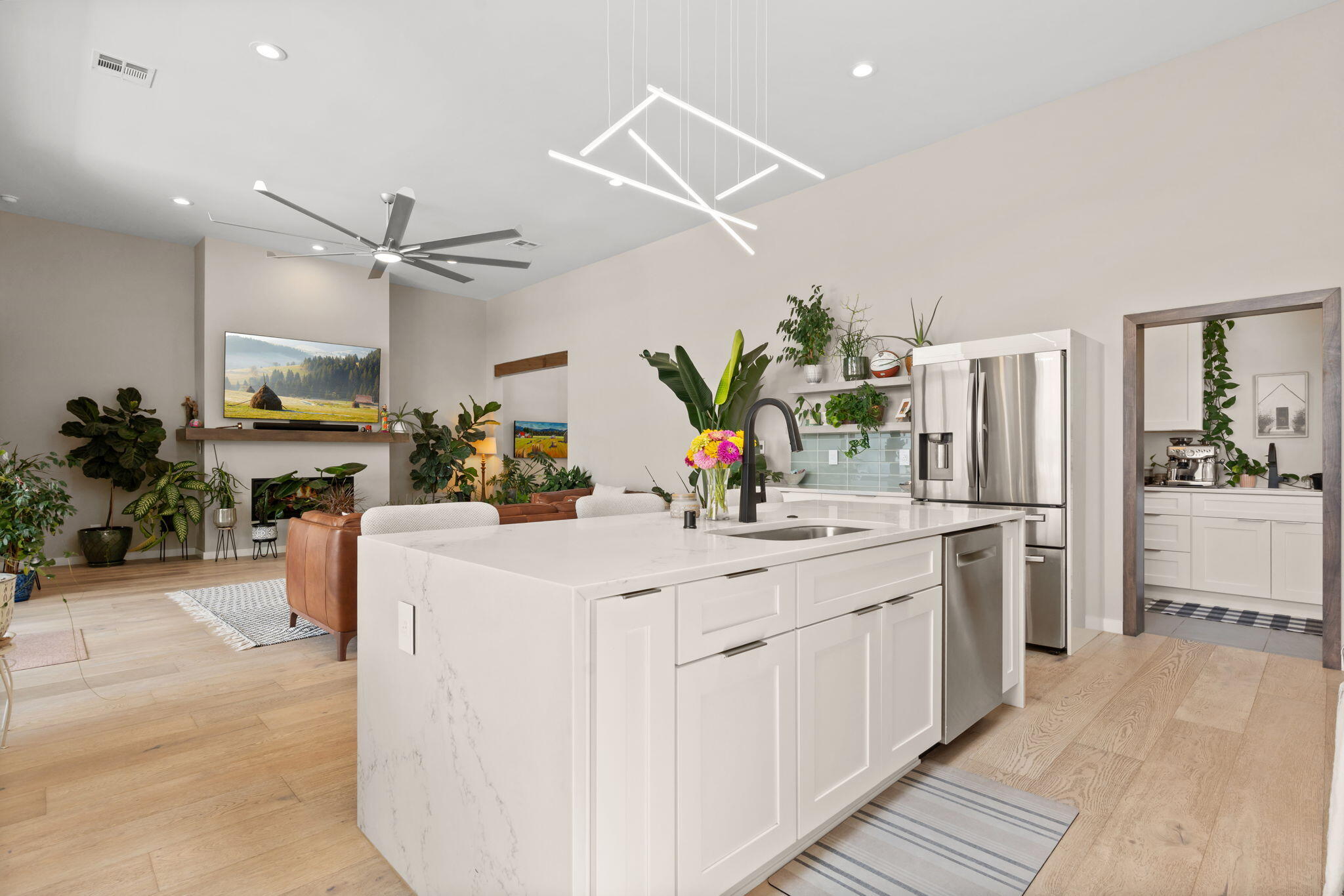 1100 RIDGECREST Drive SE