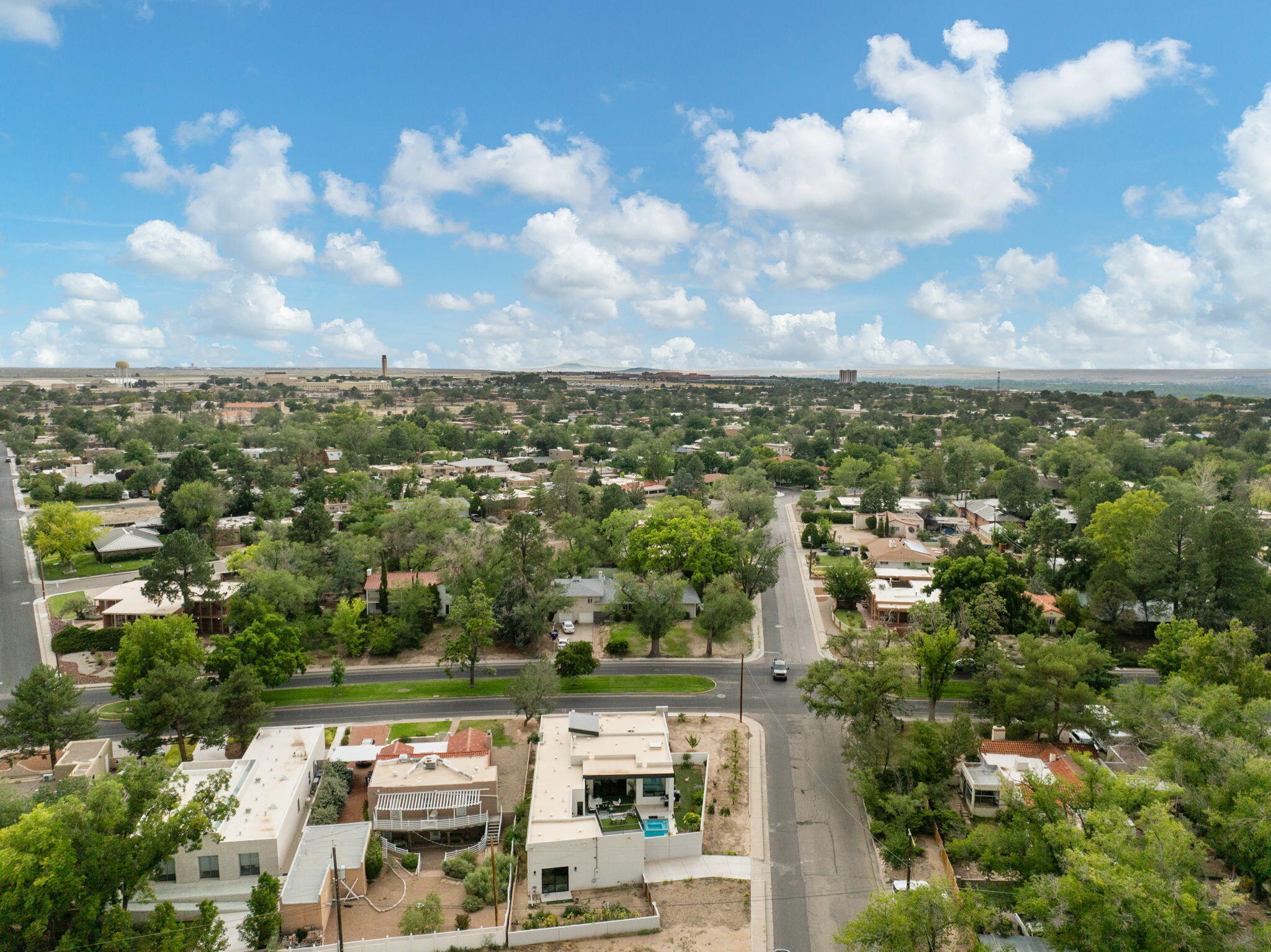 1100 RIDGECREST Drive SE