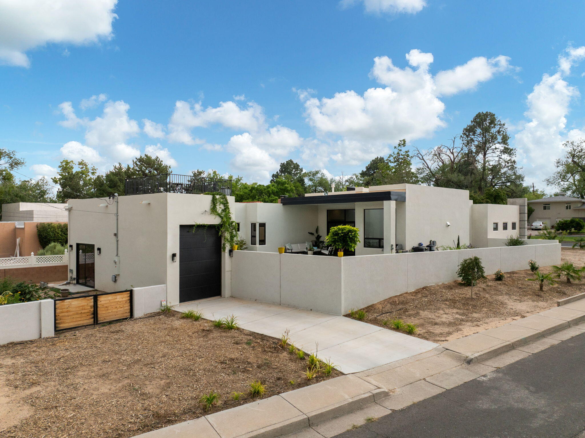 1100 RIDGECREST Drive SE